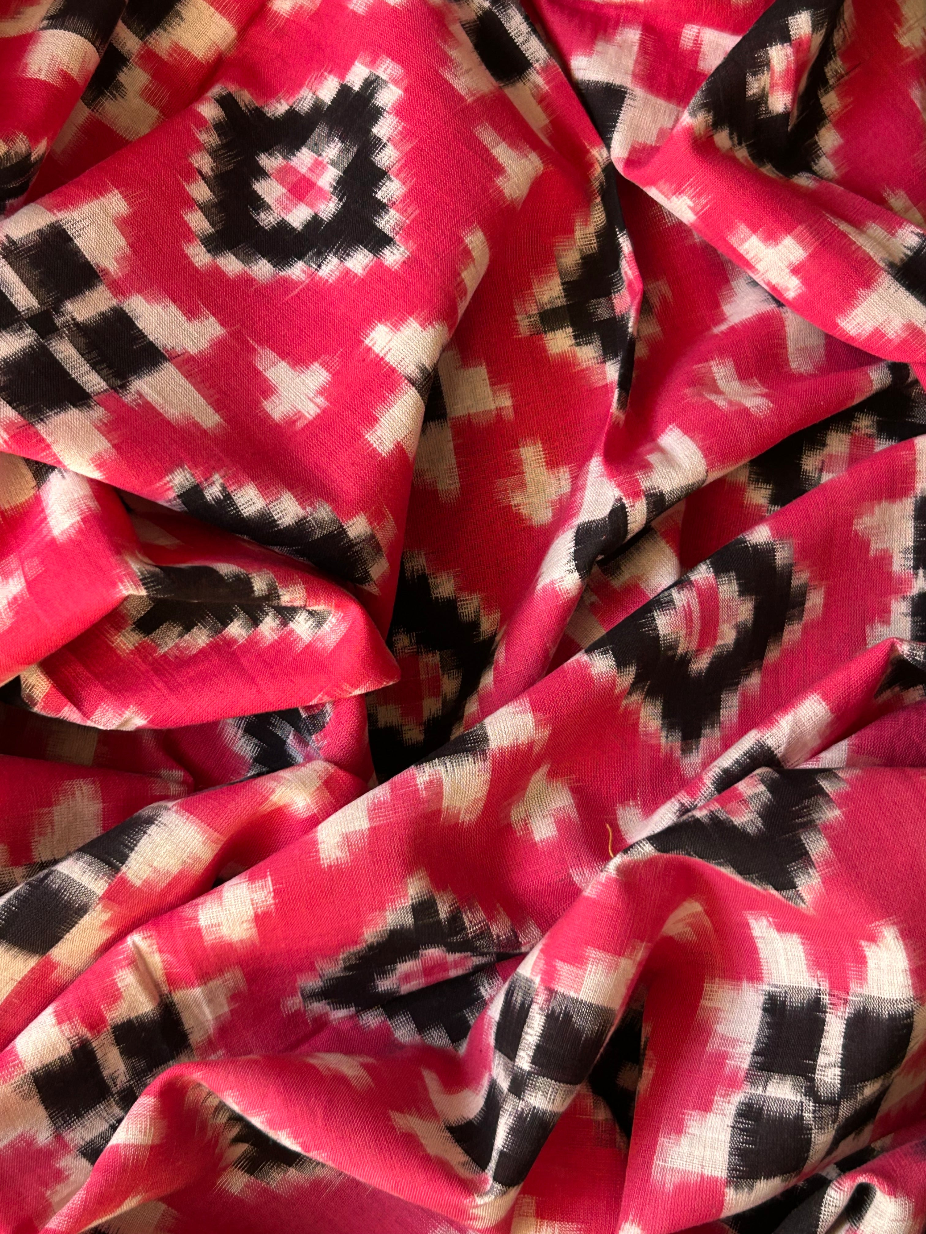 Handwoven Ikat Kurta Telia Dupatta Set
