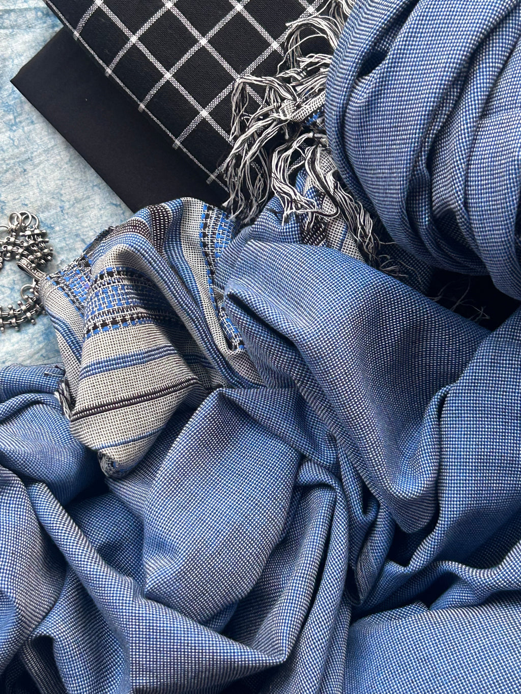 Tara - Handwoven Kotpad Bhujodi Set