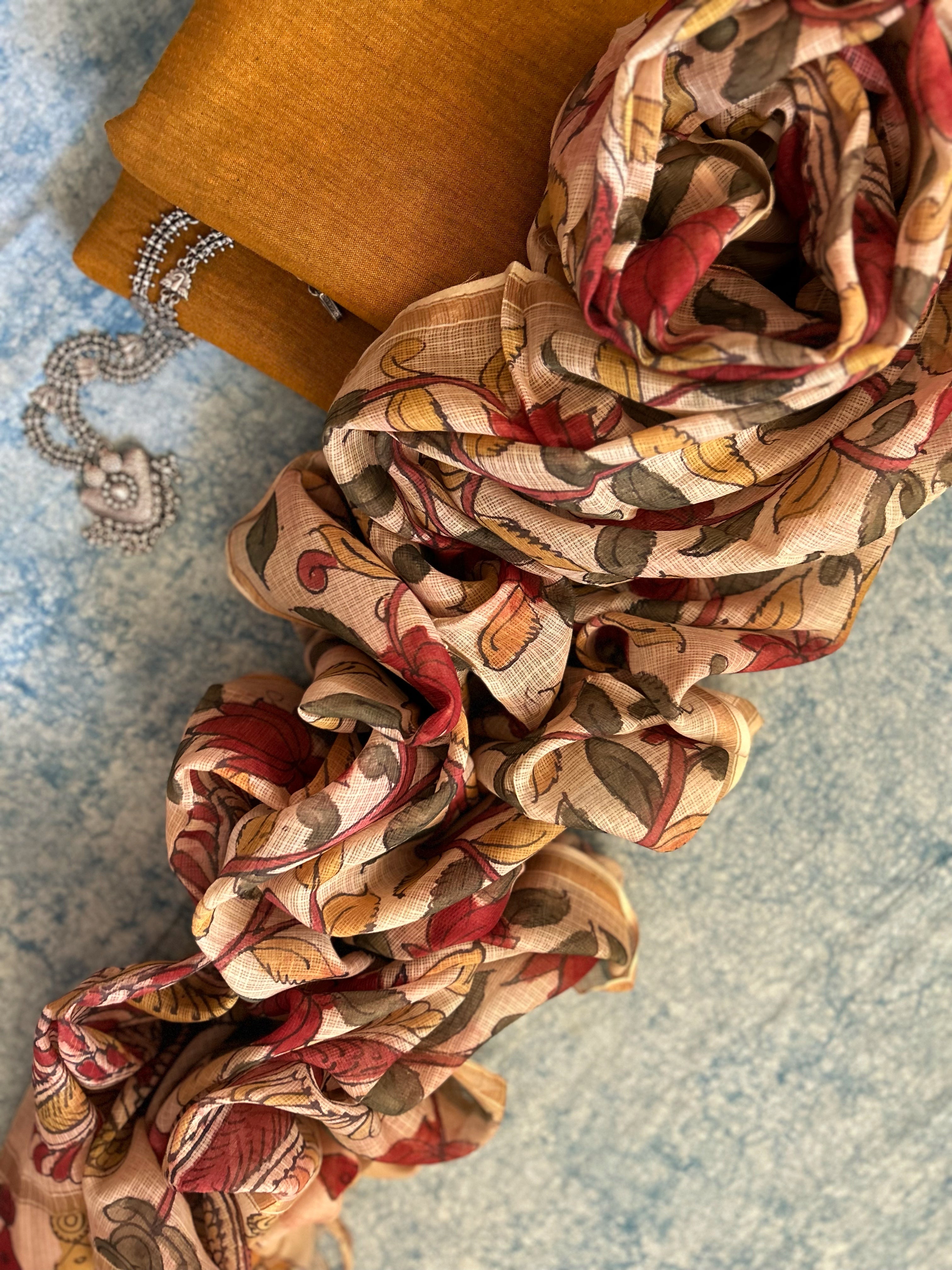 Handwoven Handcrafted Kalamkari Set