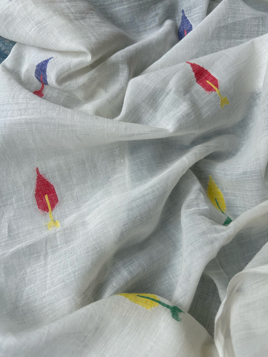 Parijat - Handwoven Bengal Jamdani Fabric (740 INR/metre)