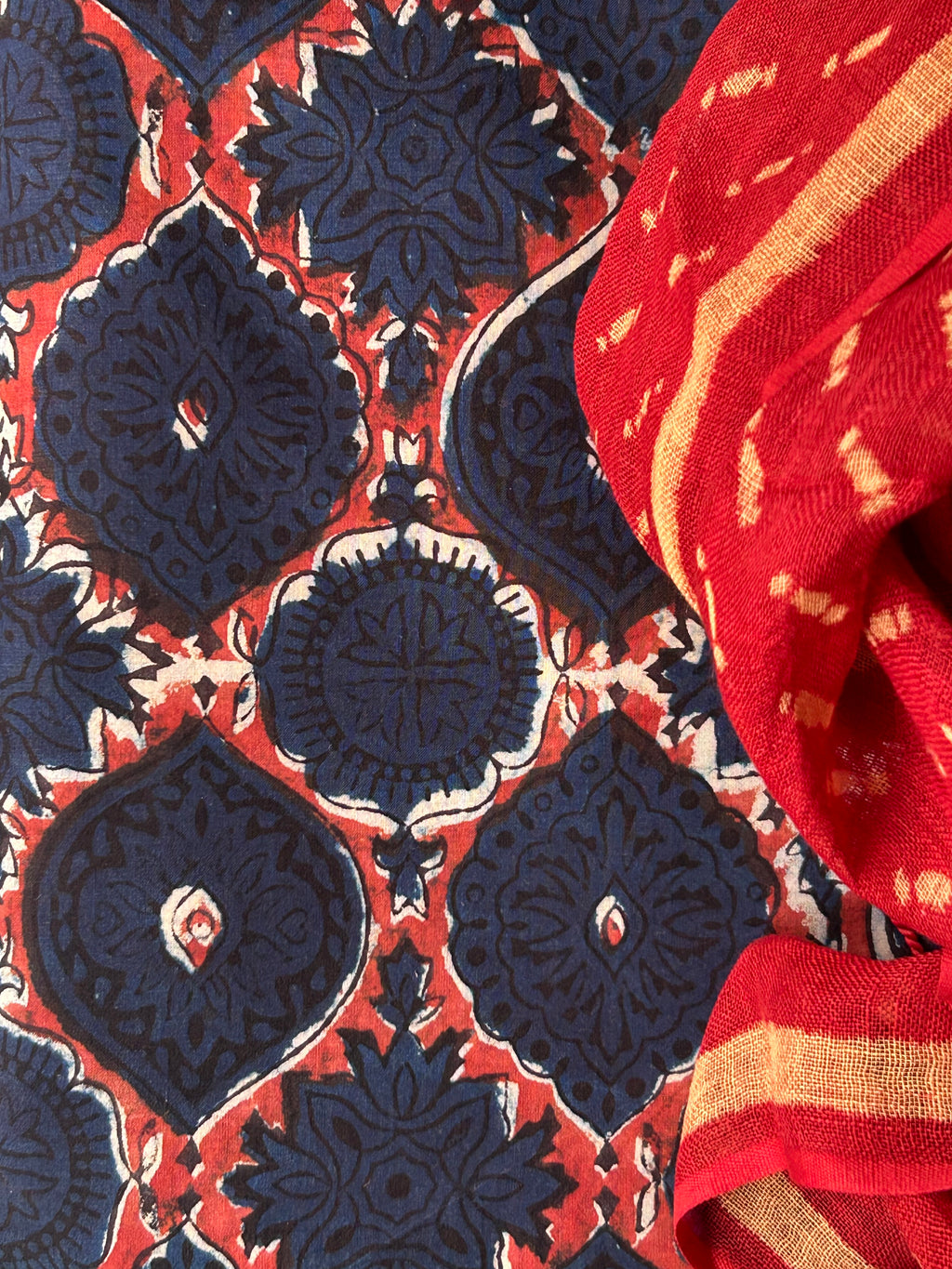Boond - Handblock Printed Cotton and Linen Dupatta Set