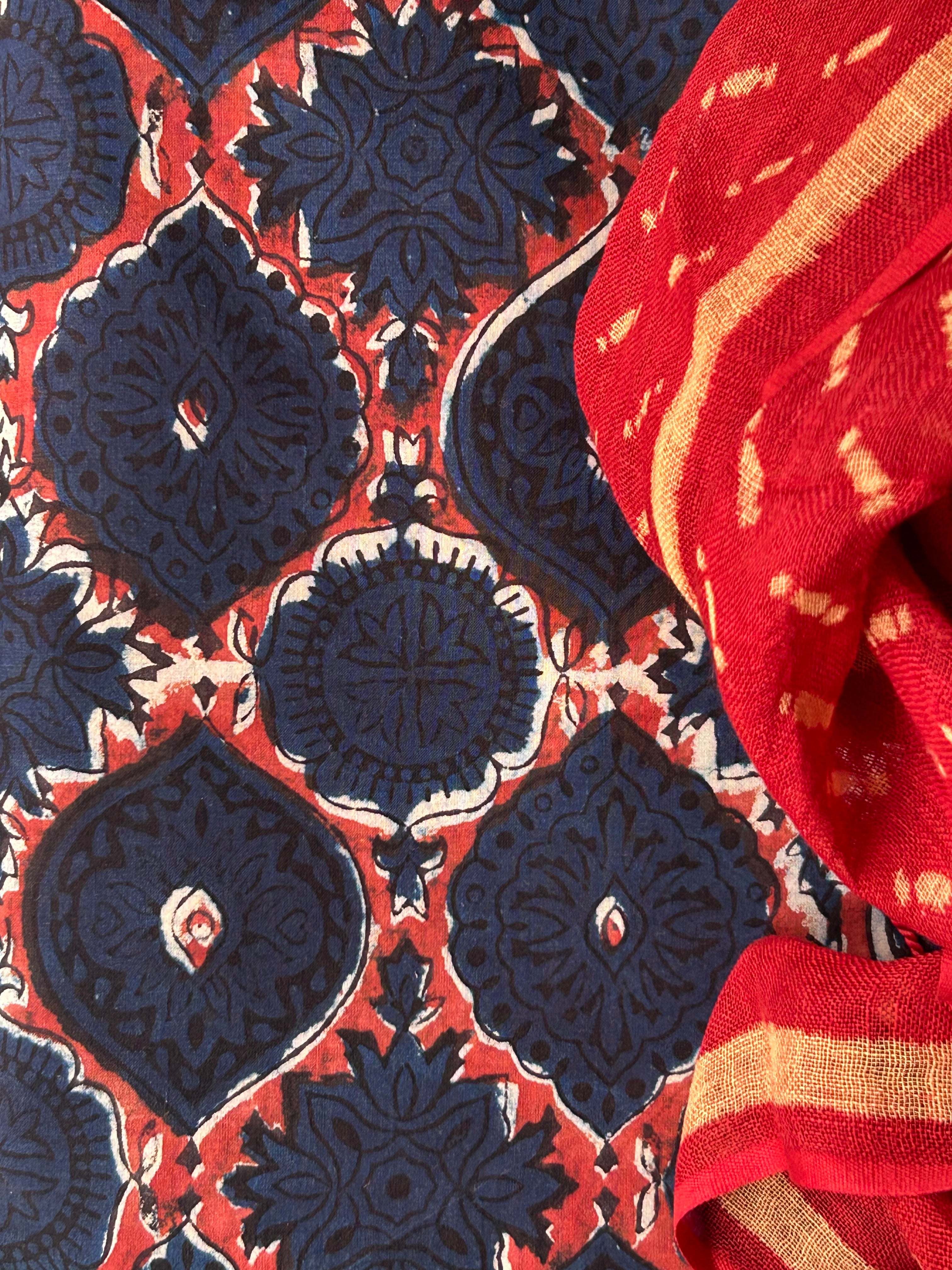 Boond - Handblock Printed Cotton and Linen Dupatta Set