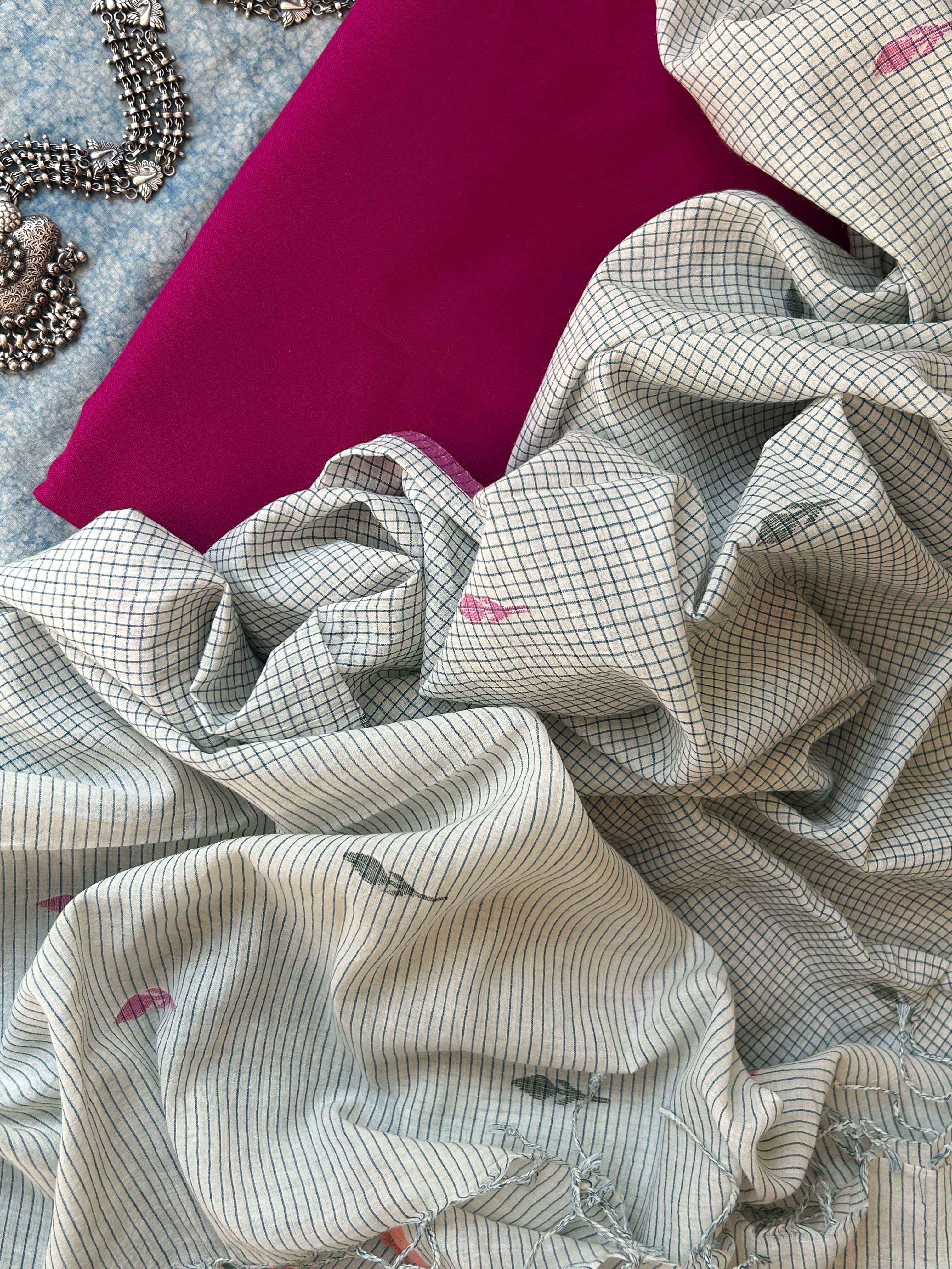 Handwoven Cotton Bengal Jamdani Dupatta Set - The Garden Bloom