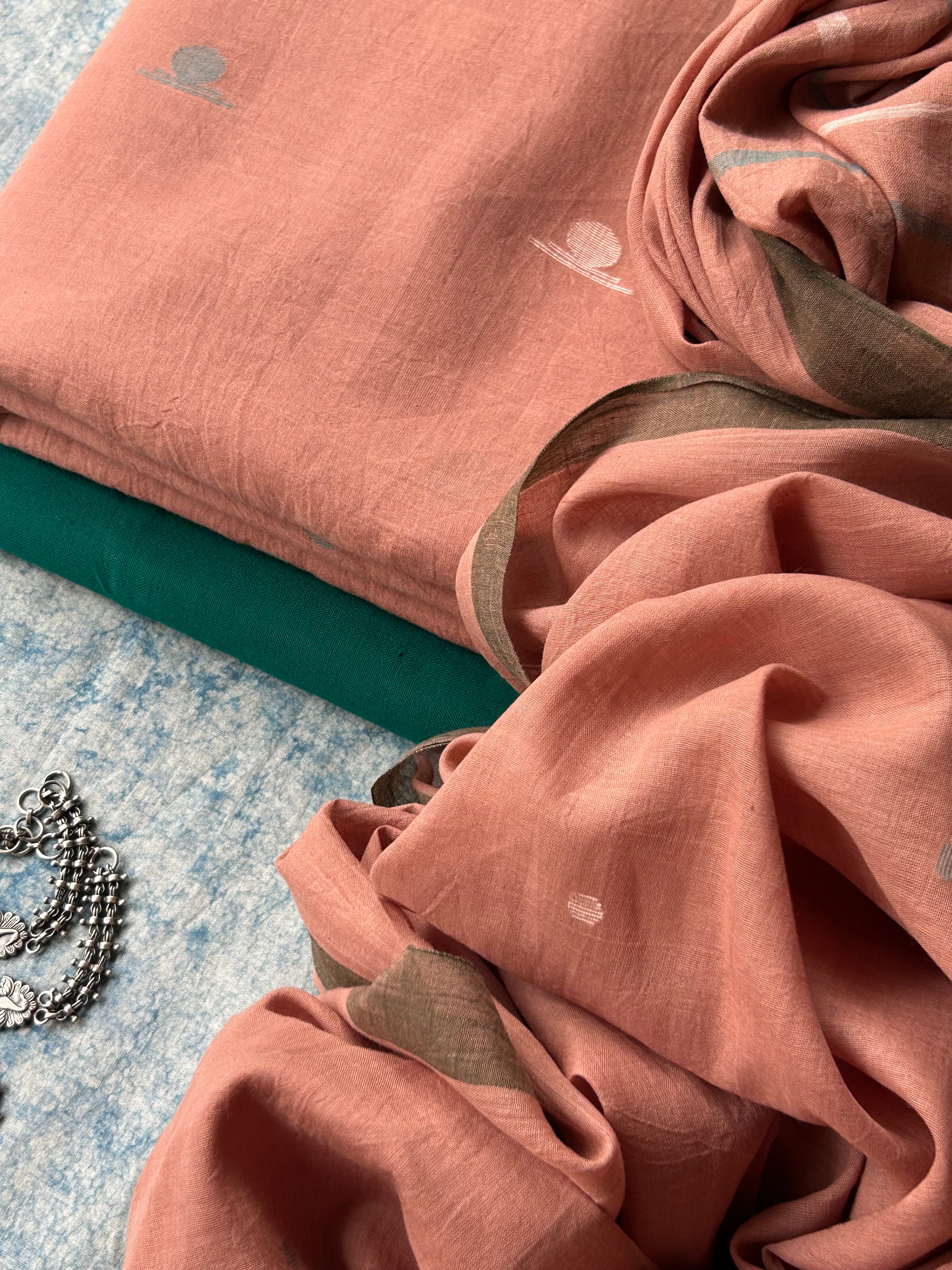 Parijat - Handwoven Bengal Jamdani Kurta Dupatta set