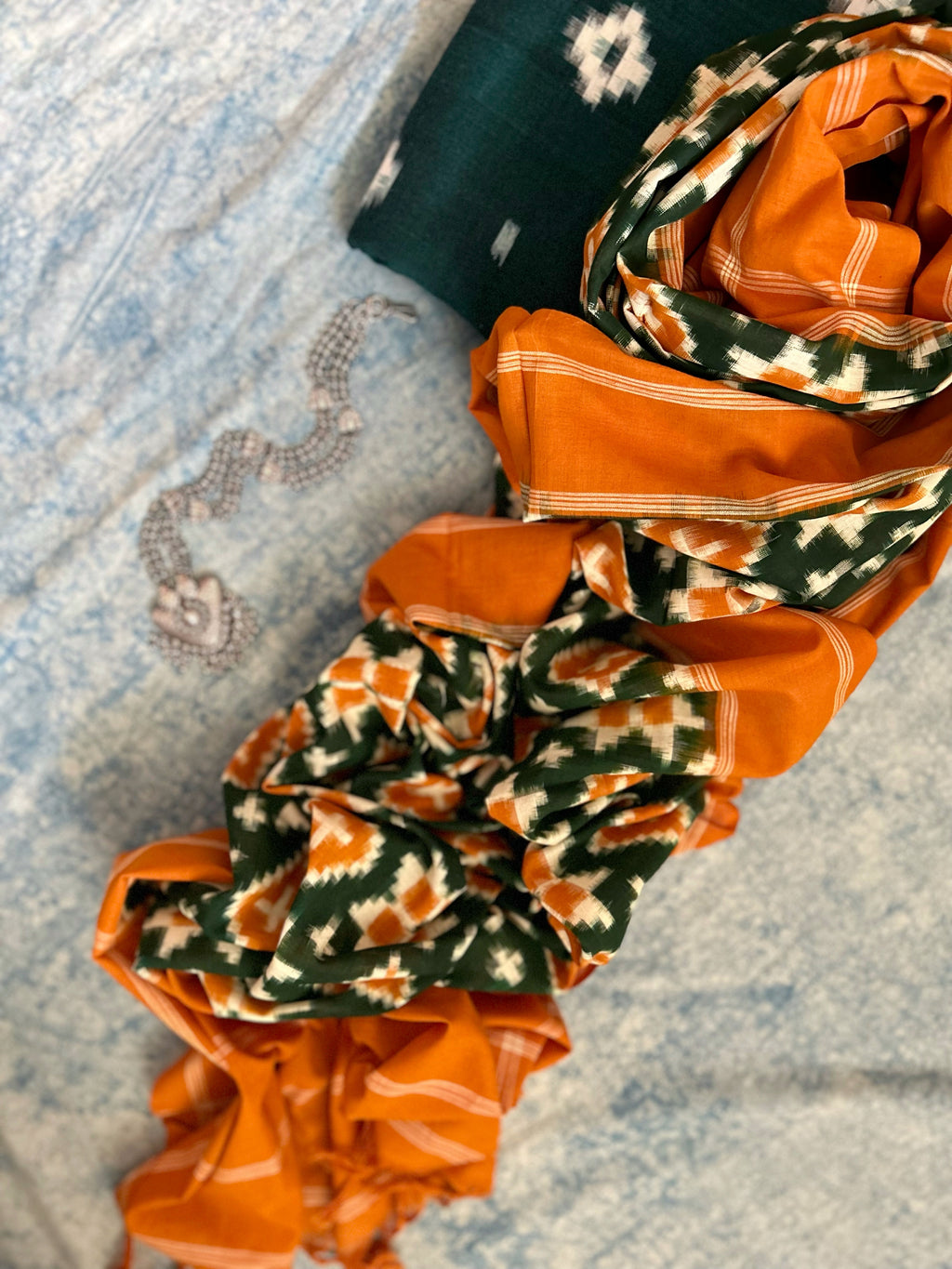 Handwoven Ikat Kurta Telia Dupatta Set
