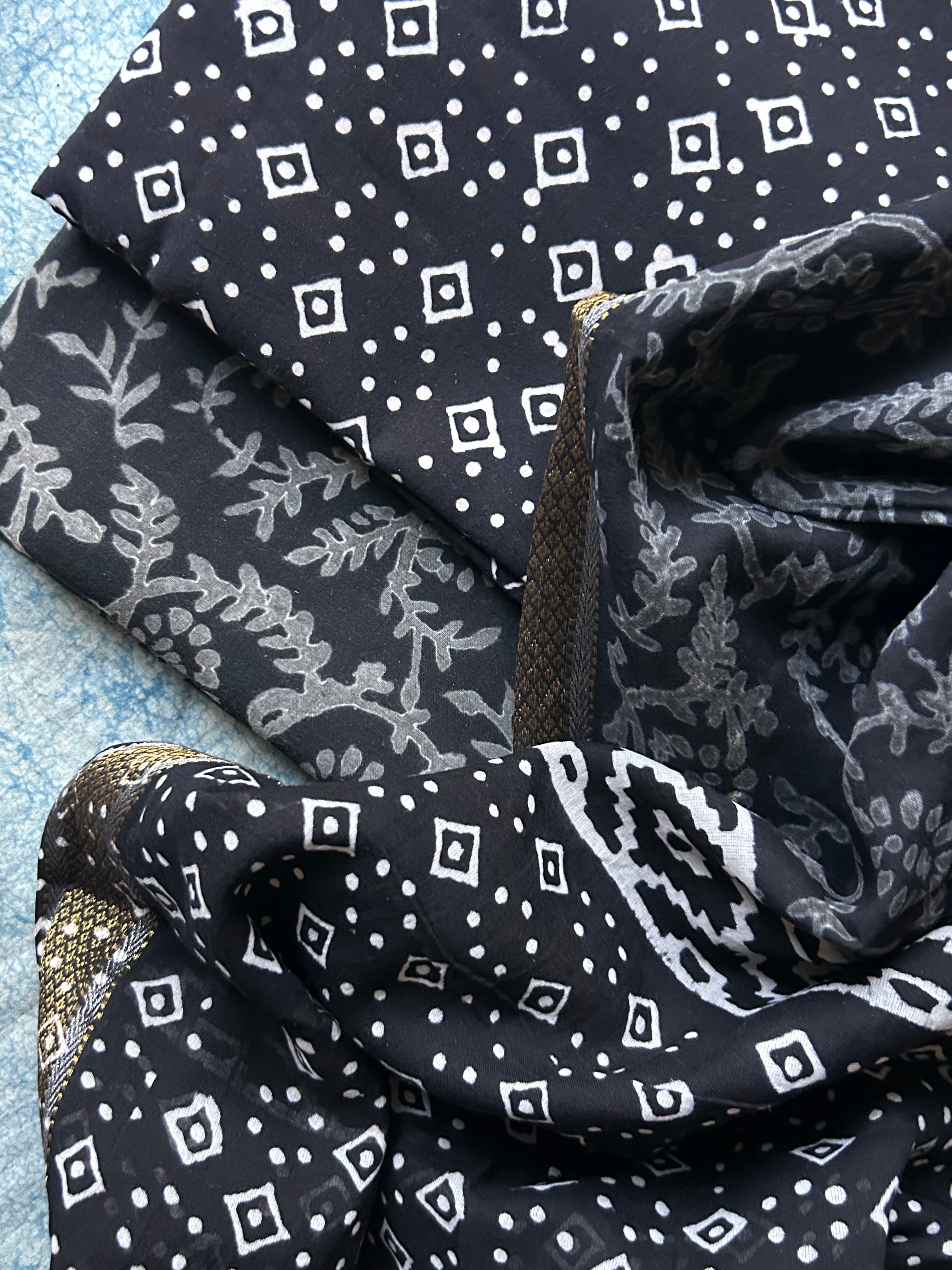 Handcrafted Cotton Suit Set - Midnight Black 3