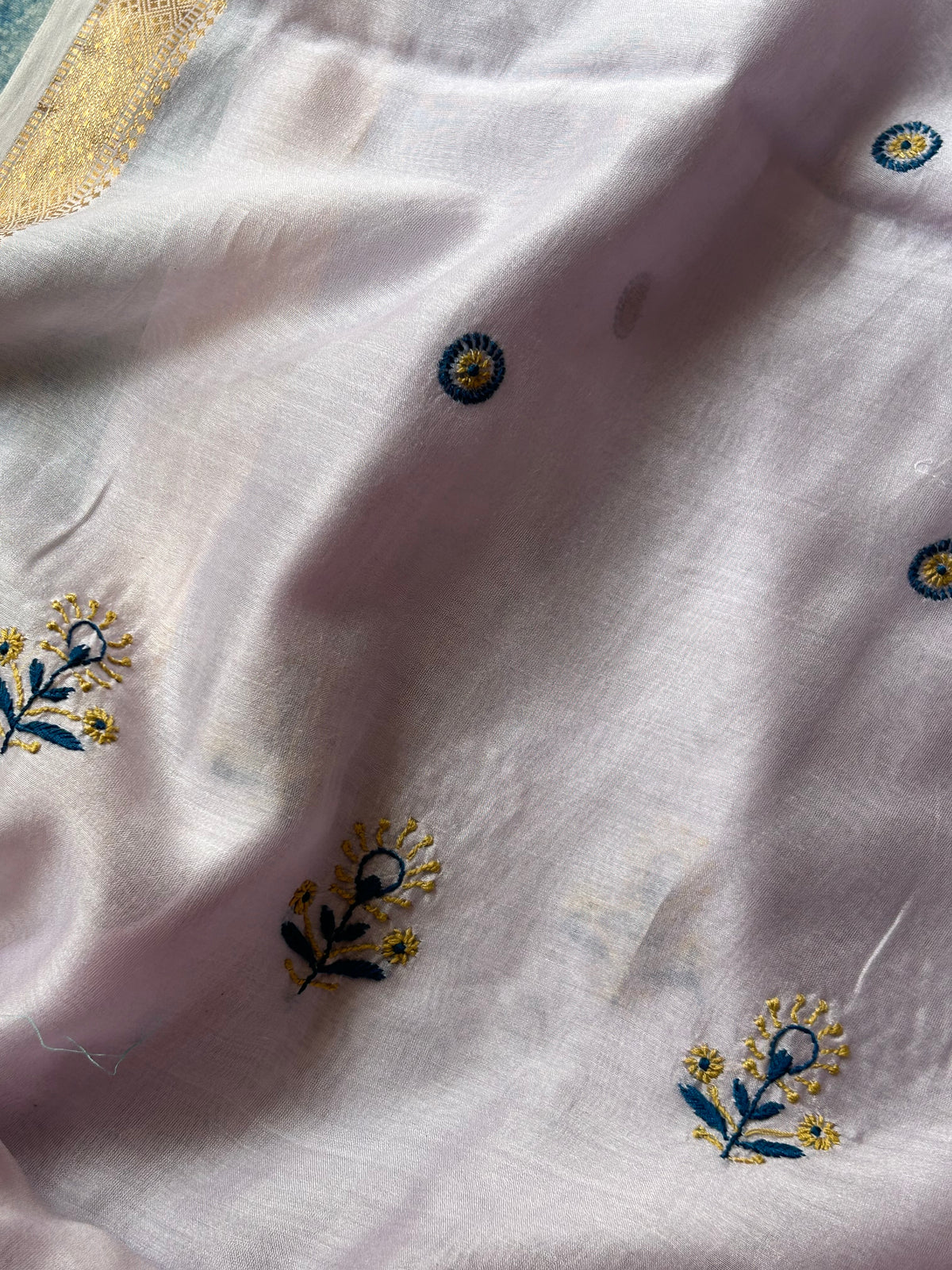 Tanvi - Handwoven Chikankari Work Maheshwari Set