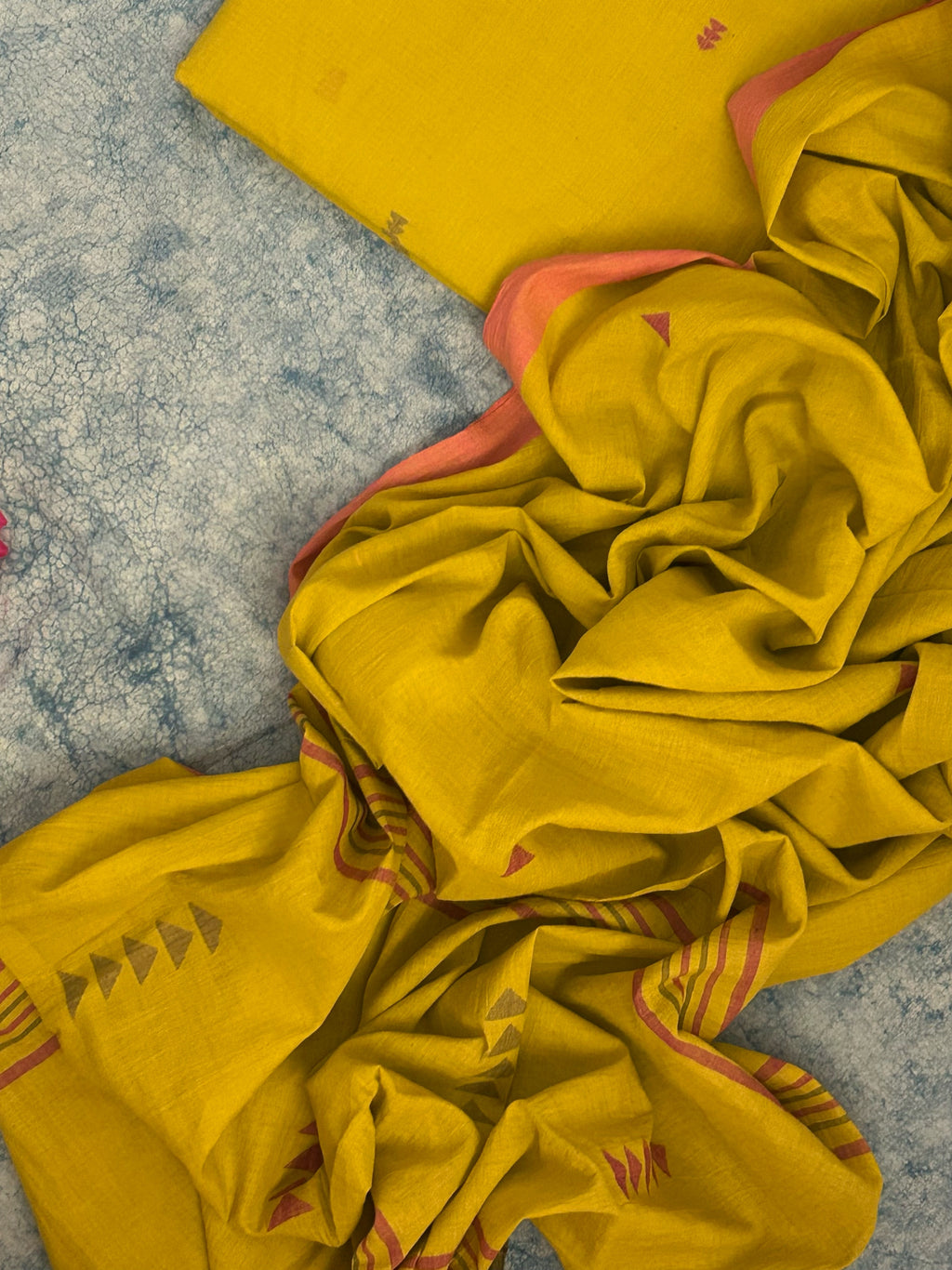 SurajMukhi  - Handwoven Bengal Jamdani Kurta Dupatta set