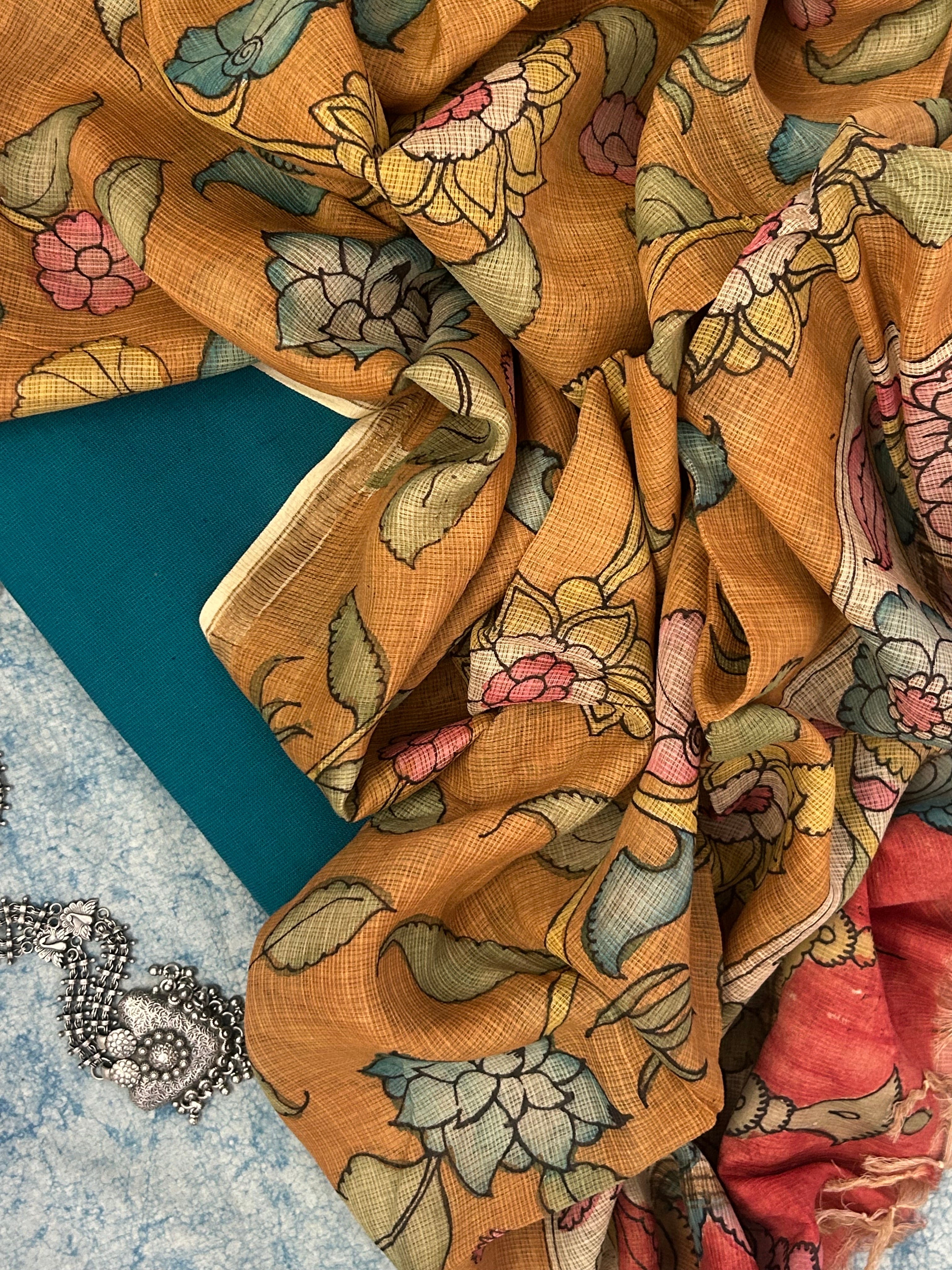 Handwoven Handcrafted Kalamkari Set