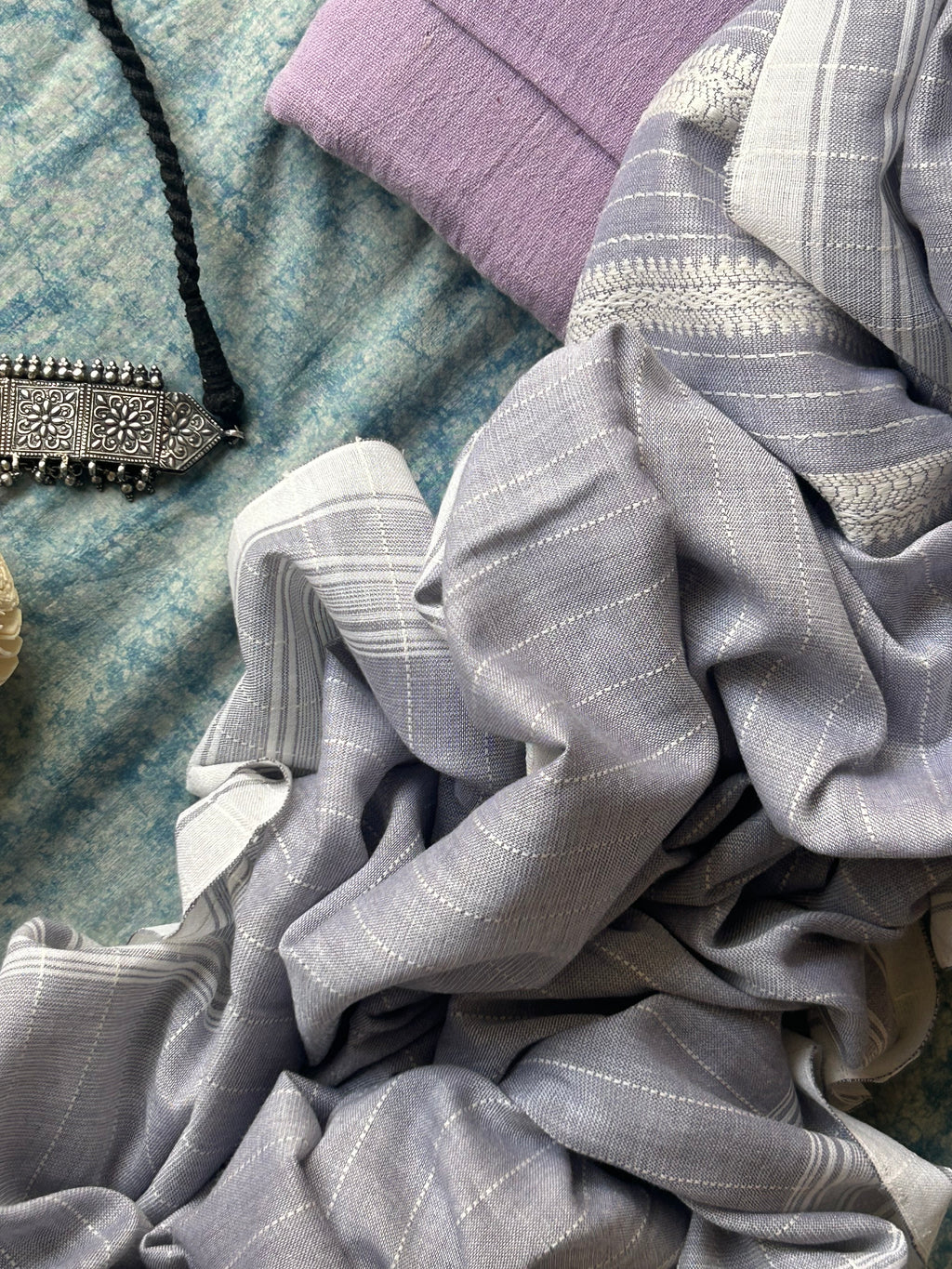 Handwoven Bhujodi Kala Cotton Set - Lavender