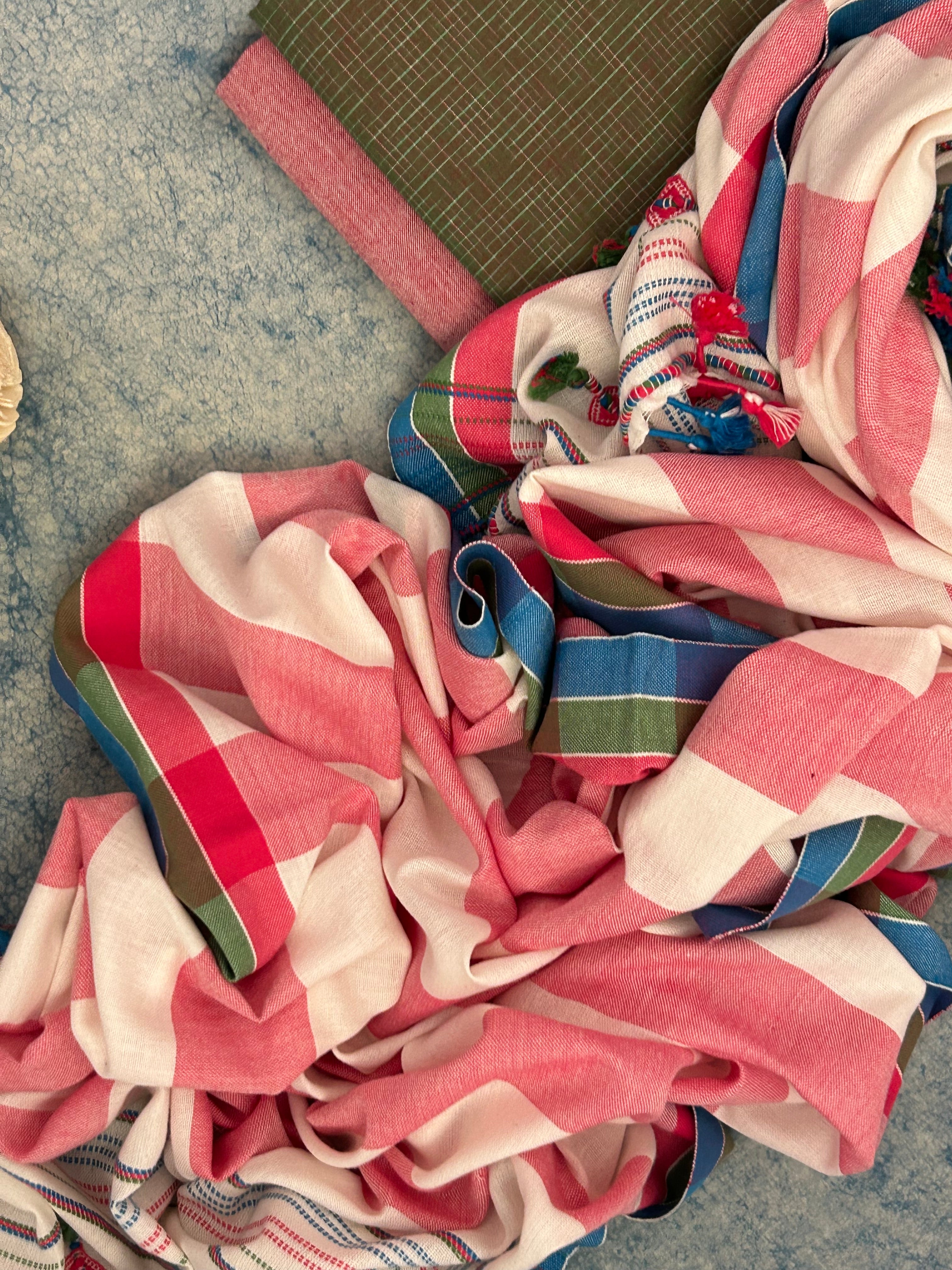 Handwoven Bhujodi Set - Green Red and Peach Pink