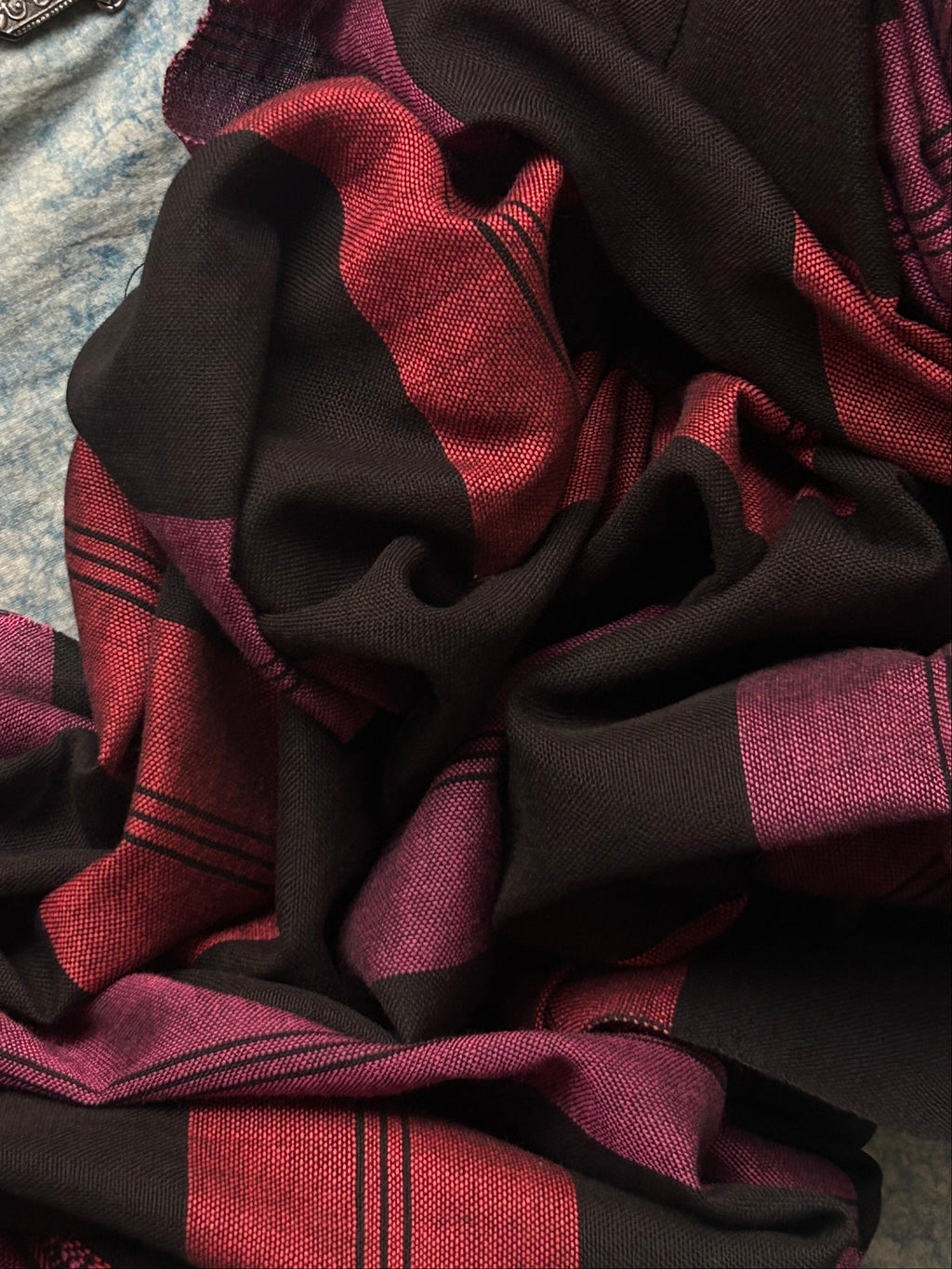 Handwoven Bhujodi Set - Magenta