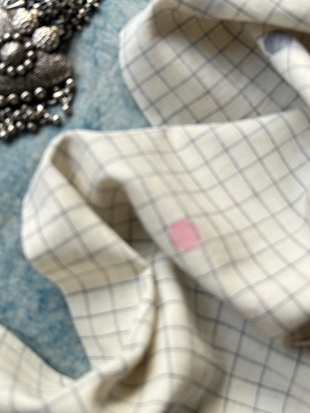Varad - Handwoven Bengal Jamdani Fabric (750 INR/metre)