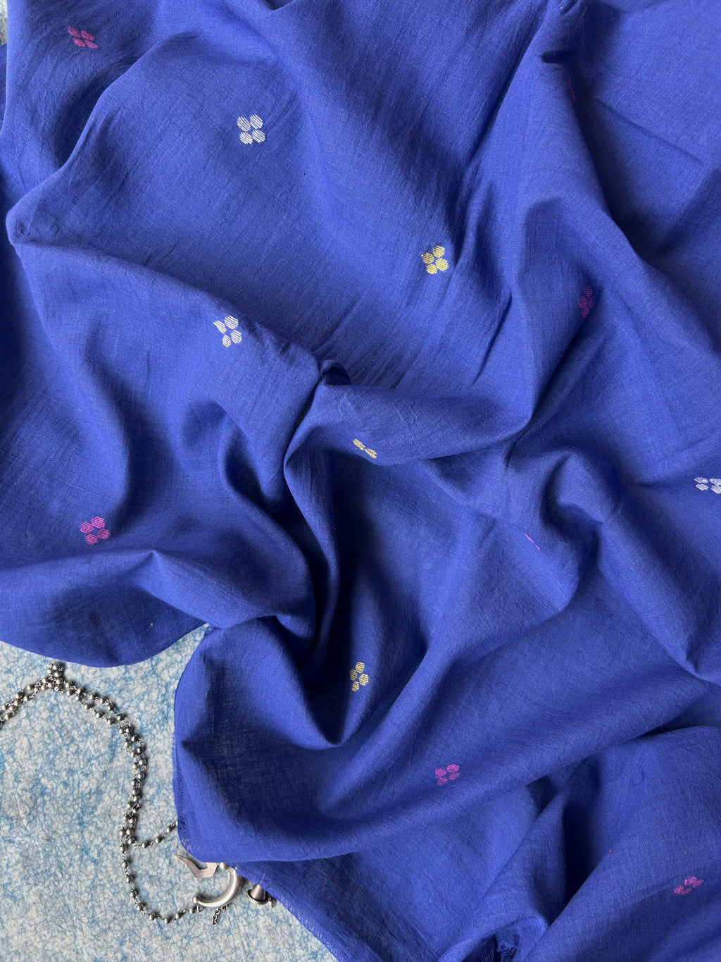 Alaknanda - Handwoven Bengal Jamdani Fabric (760 INR/metre)