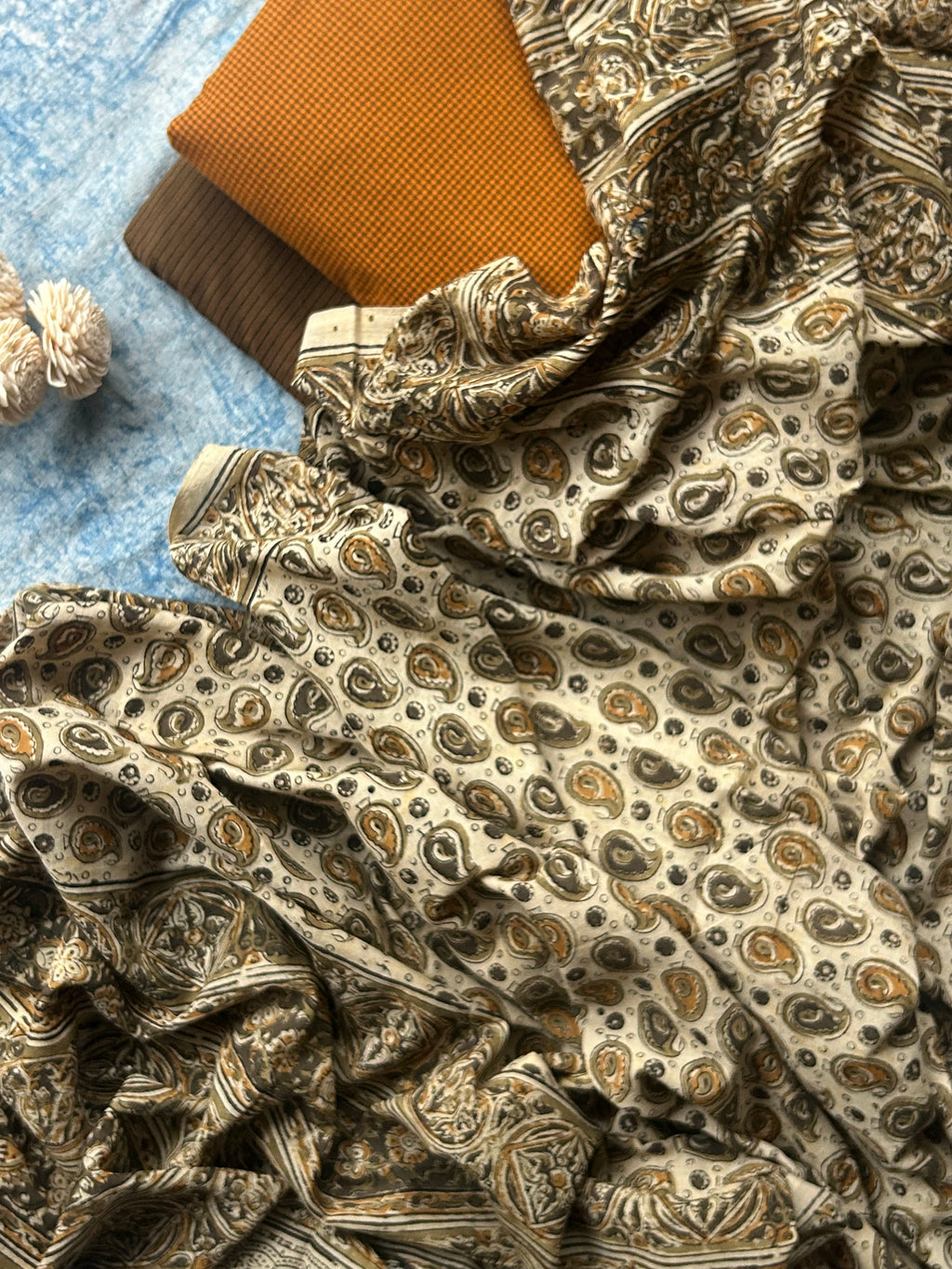 Sahaj - Handwoven and Handblock printed Kalamkari Set