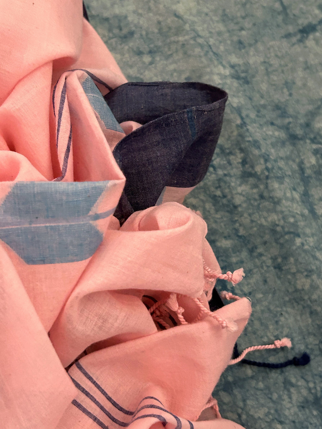 Blush me up - Handwoven Bengal Jamdani Kurta Dupatta set