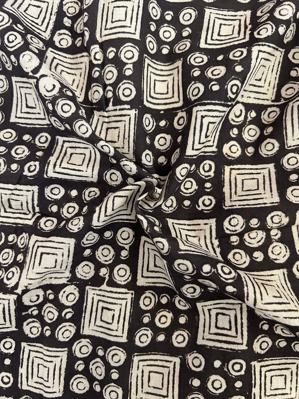 Handblock Printed Azofree dye cotton - Black & Ivory(2.4m)