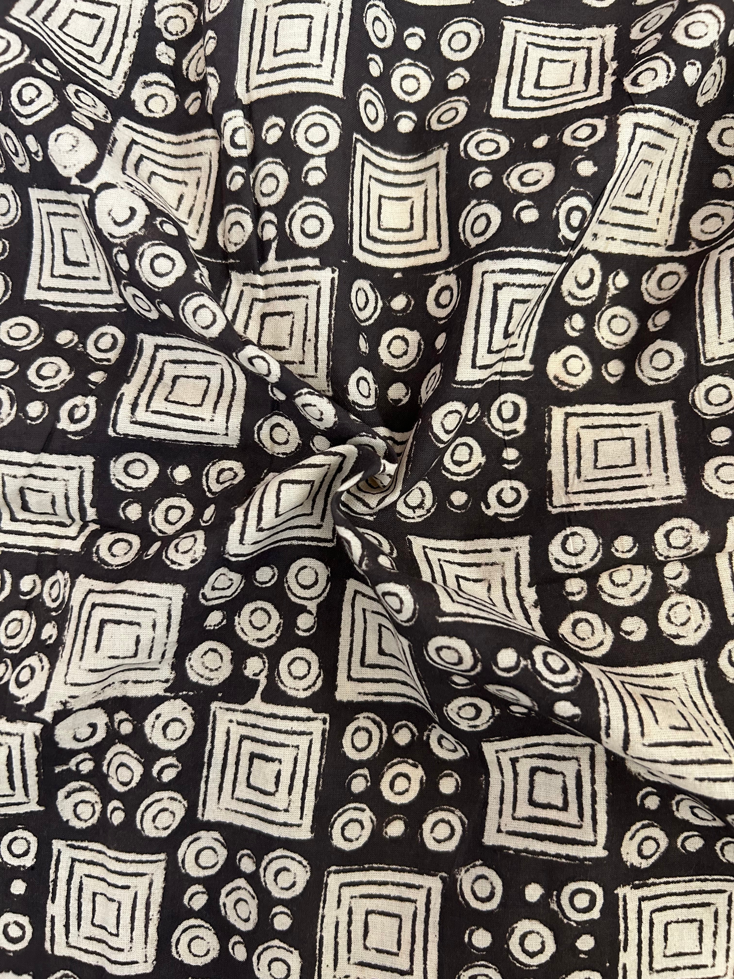 Handblock Printed Azofree dye cotton - Black & Ivory(2.4m)