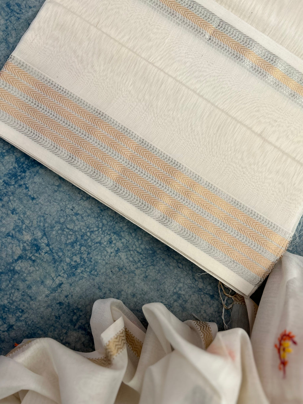 Handwoven Chikankari Maheshwari Kurta dupatta set