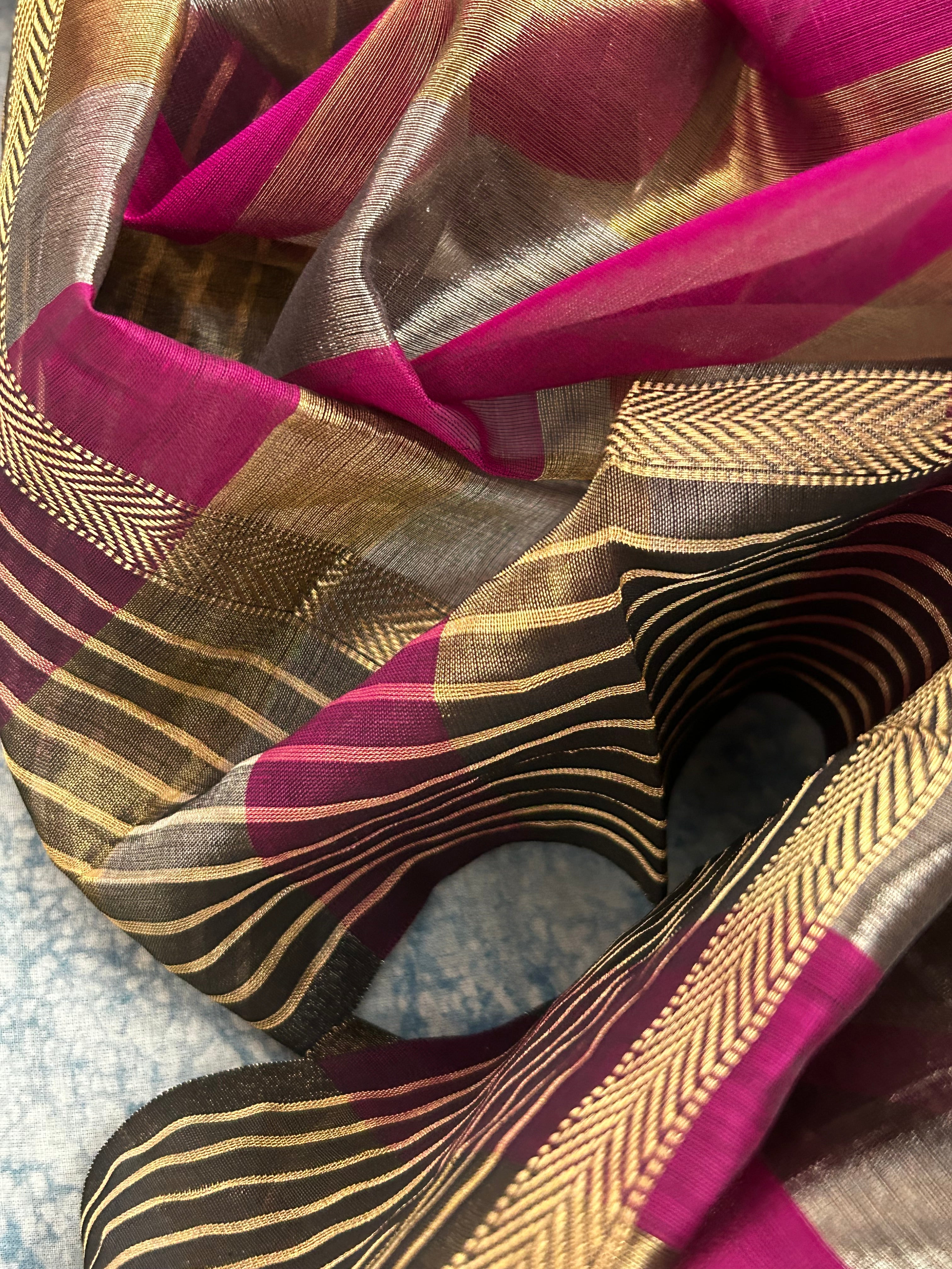 Handwoven Maheshwari tissue Kurta Dupatta Set