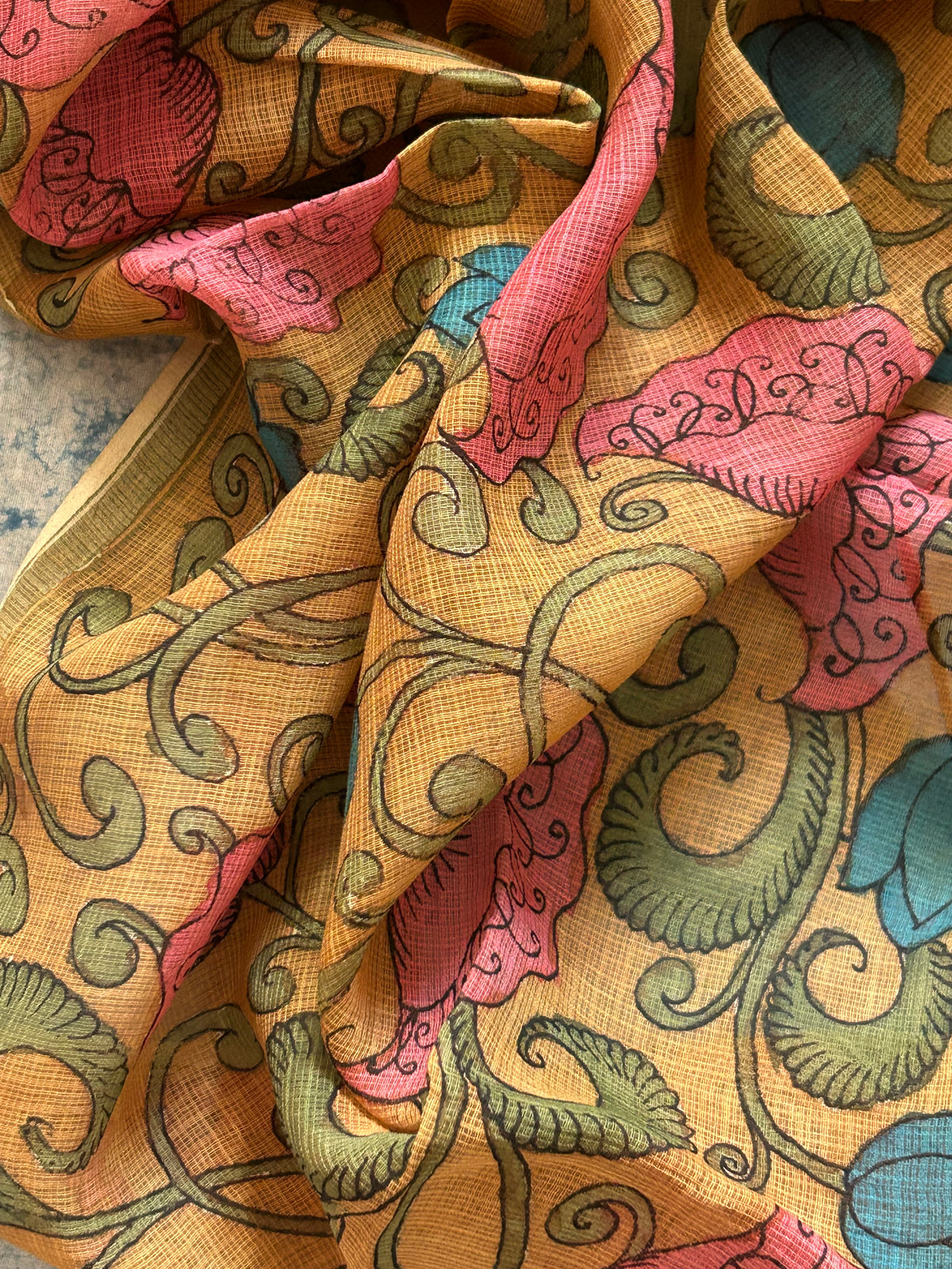 Navya - Handwoven Hand-drawn Handpainted Pen Kalamkari Dupatta