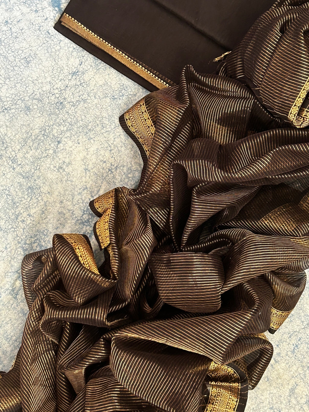 Handwoven Maheshwari Kurta Dupatta Set