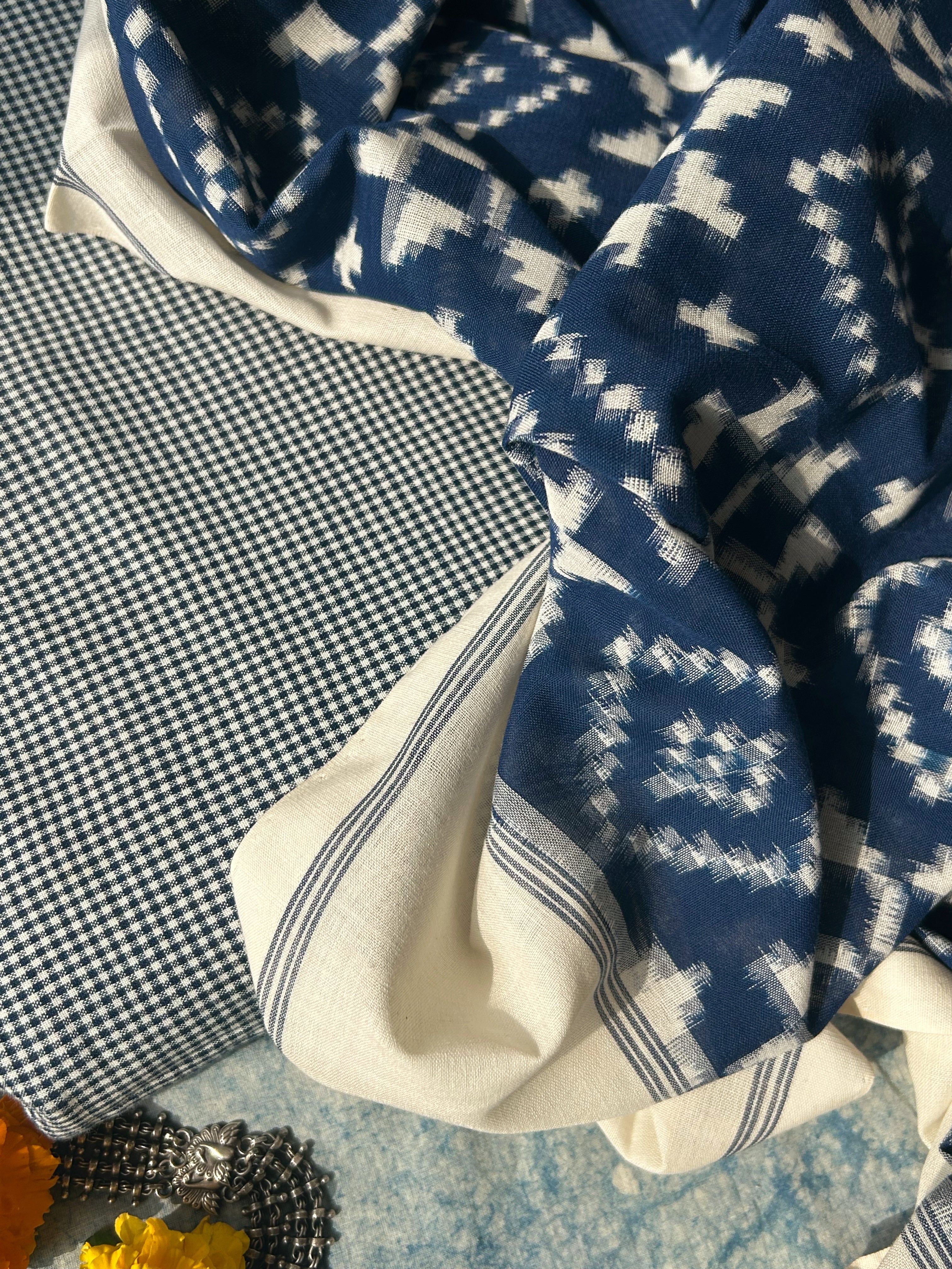 Handwoven Ikat Kurta Telia Dupatta Set