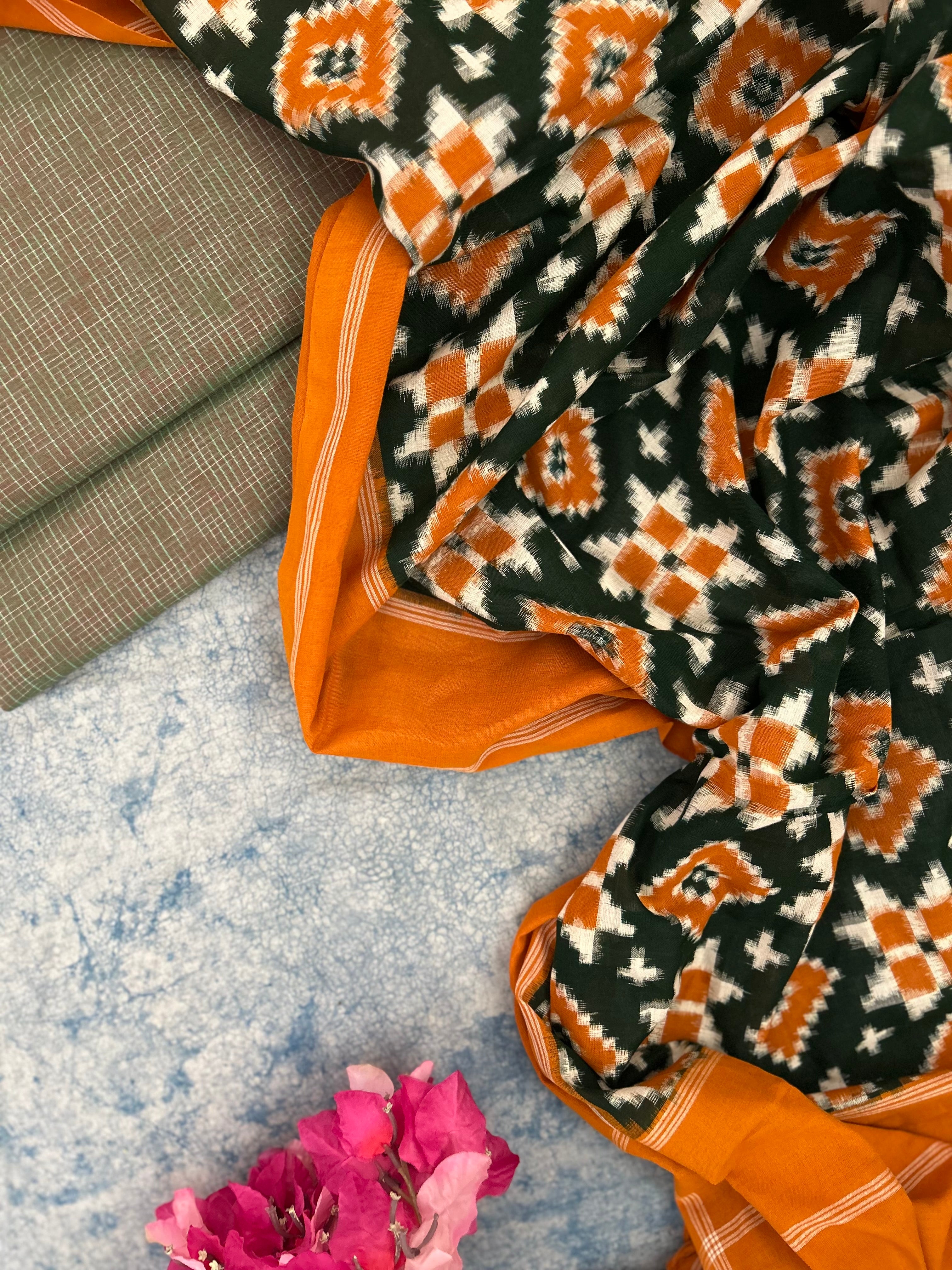 Handwoven Ikat Kurta Telia Dupatta Set