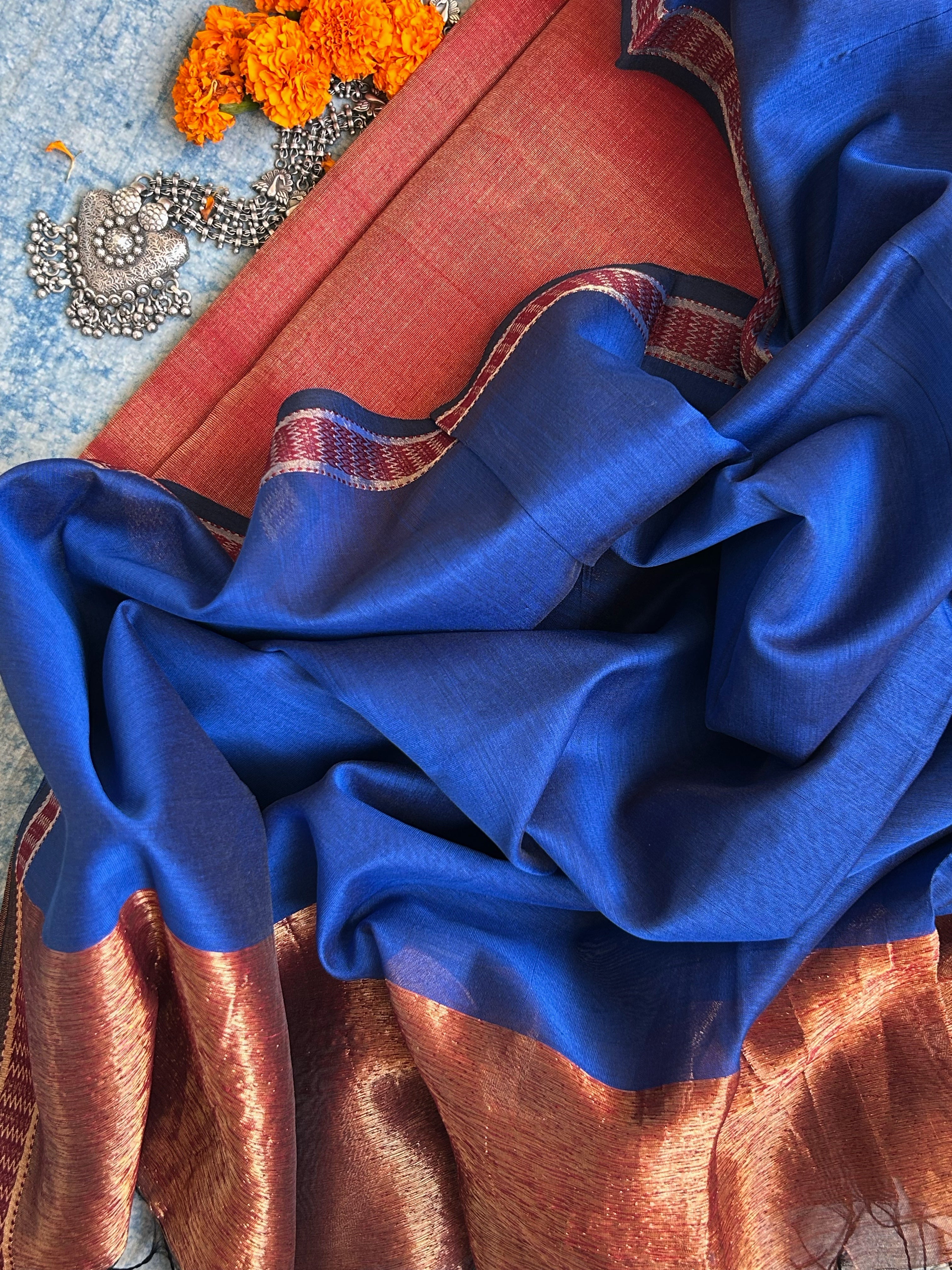 Handwoven Maheshwari Kurta Dupatta Set - Maroon & Royal Blue