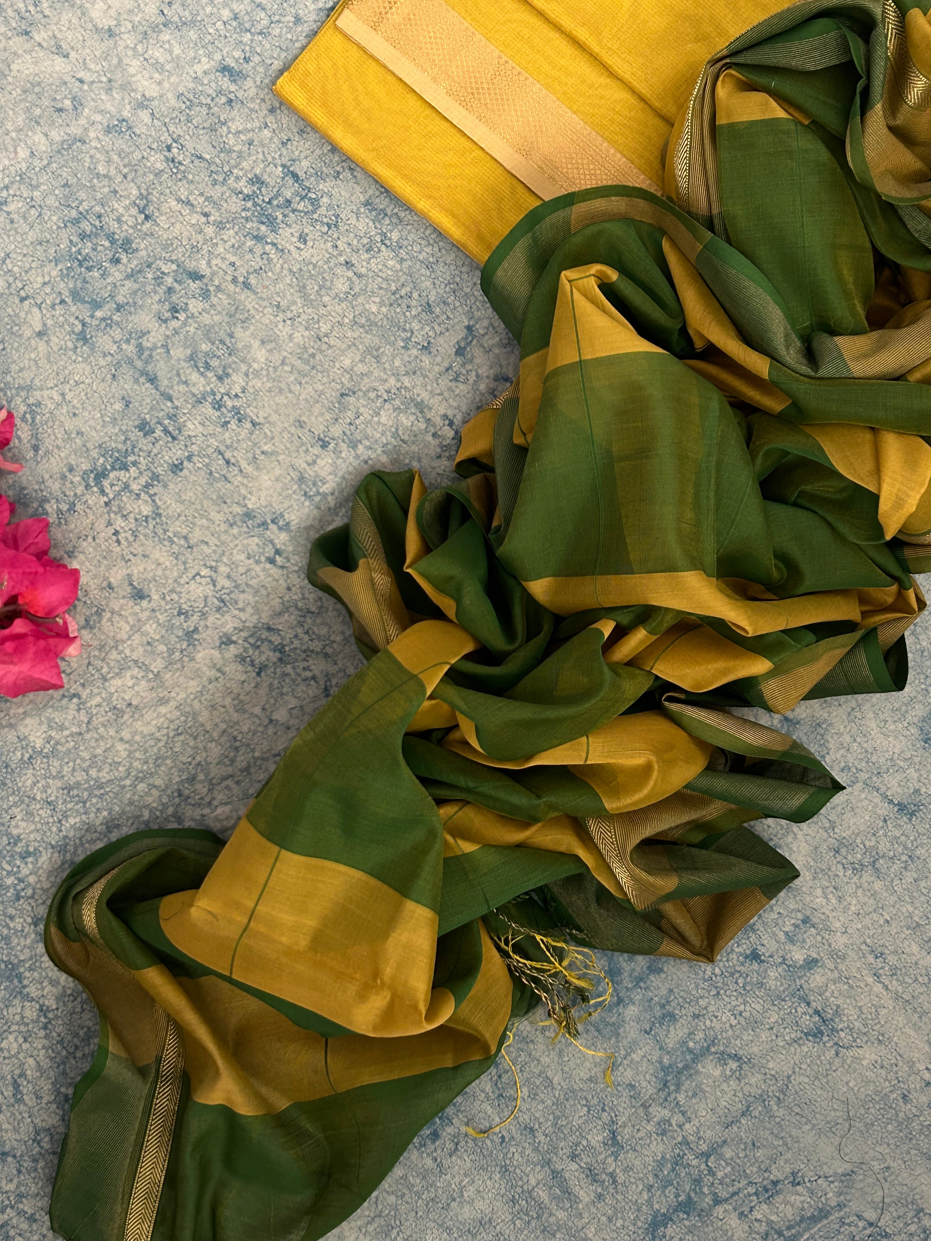 Handwoven Maheshwari Kurta Dupatta Set - Lemon Yellow & Green