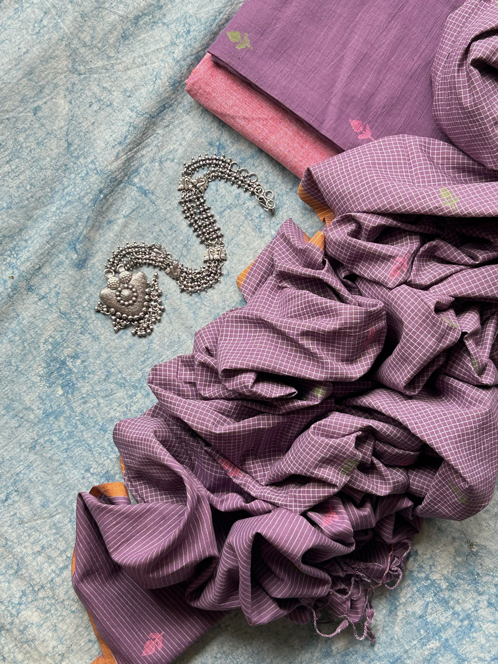 Aparajita - Handwoven Bengal Jamdani Kurta Dupatta set