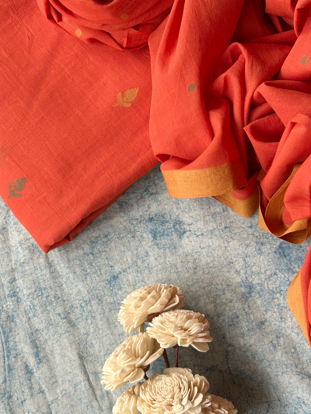 Aarushi - Handwoven Bengal Jamdani Kurta Dupatta set