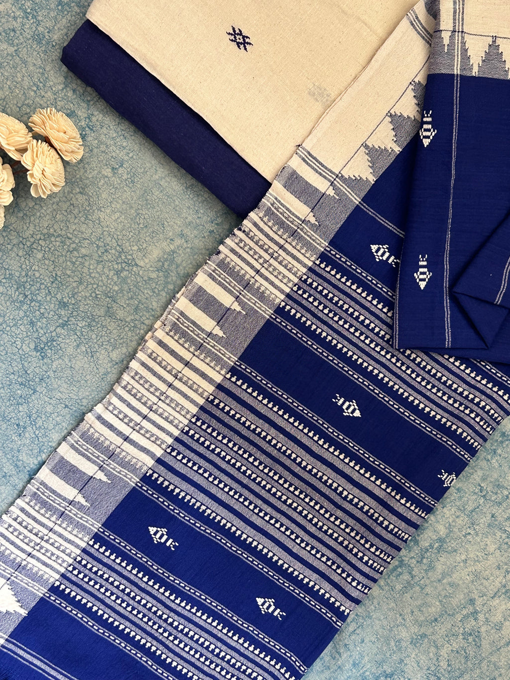 Handspun Handwoven Kotpad Suit Set - Ivory Butti & Blue
