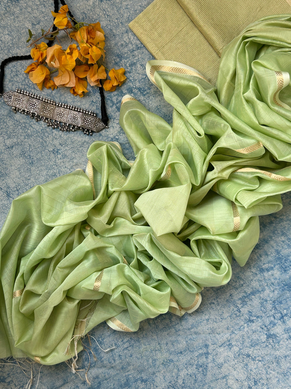 Handwoven Maheshwari Kurta Dupatta Set - Pistachio Green