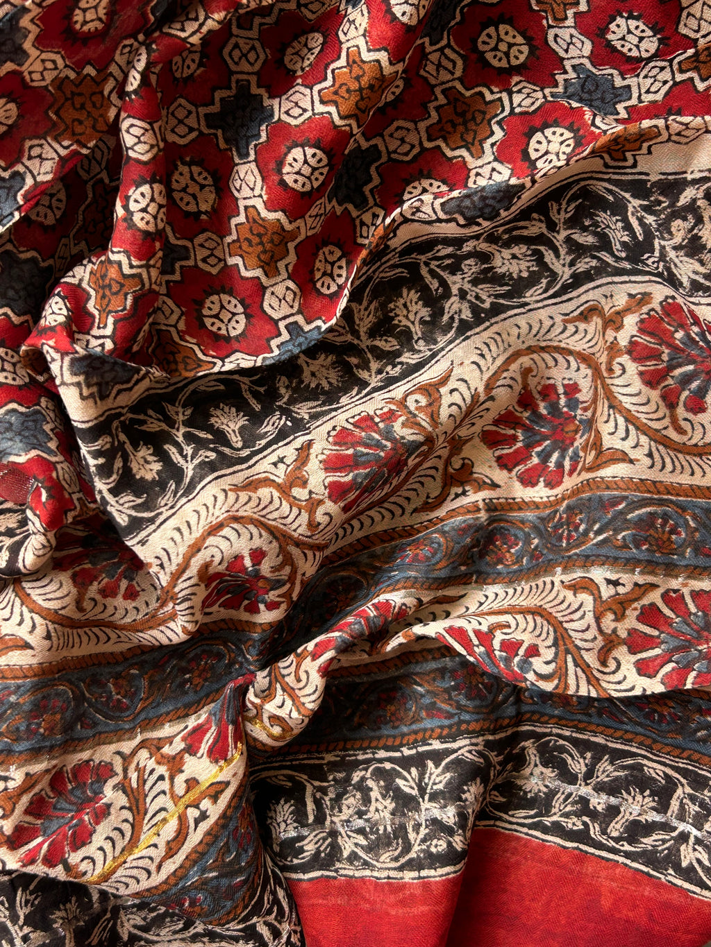 Handwoven Handblock Printed Set - Deep Blue and Maroon