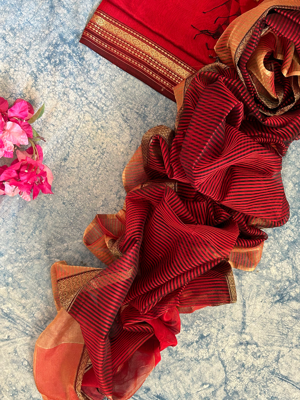 Handwoven Maheshwari Kurta Dupatta Set