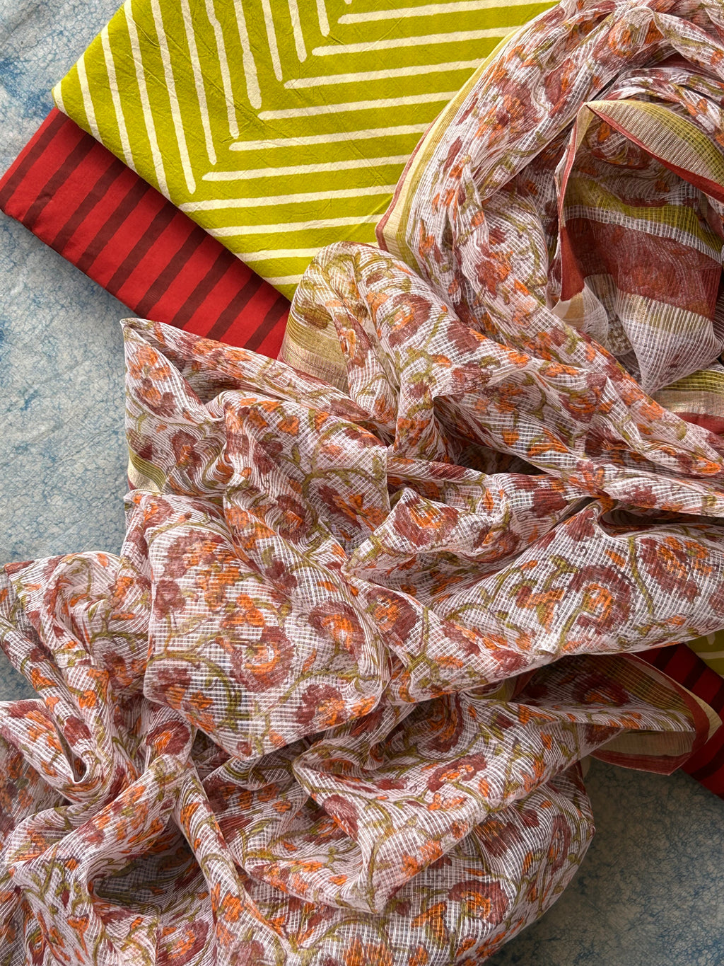 Dopahar - Handcrafted Cotton Suit Set