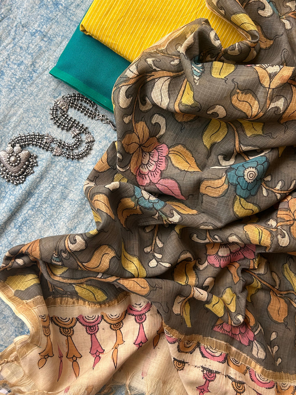 Handwoven Handpainted Kalamkari Set