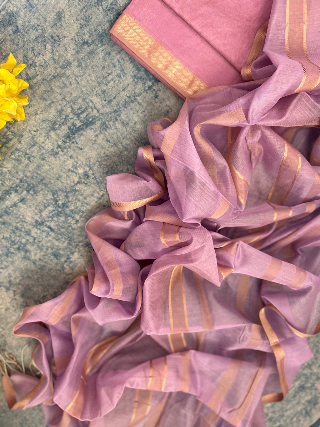Handwoven Maheshwari Kurta dupatta set - Mauve & Pink