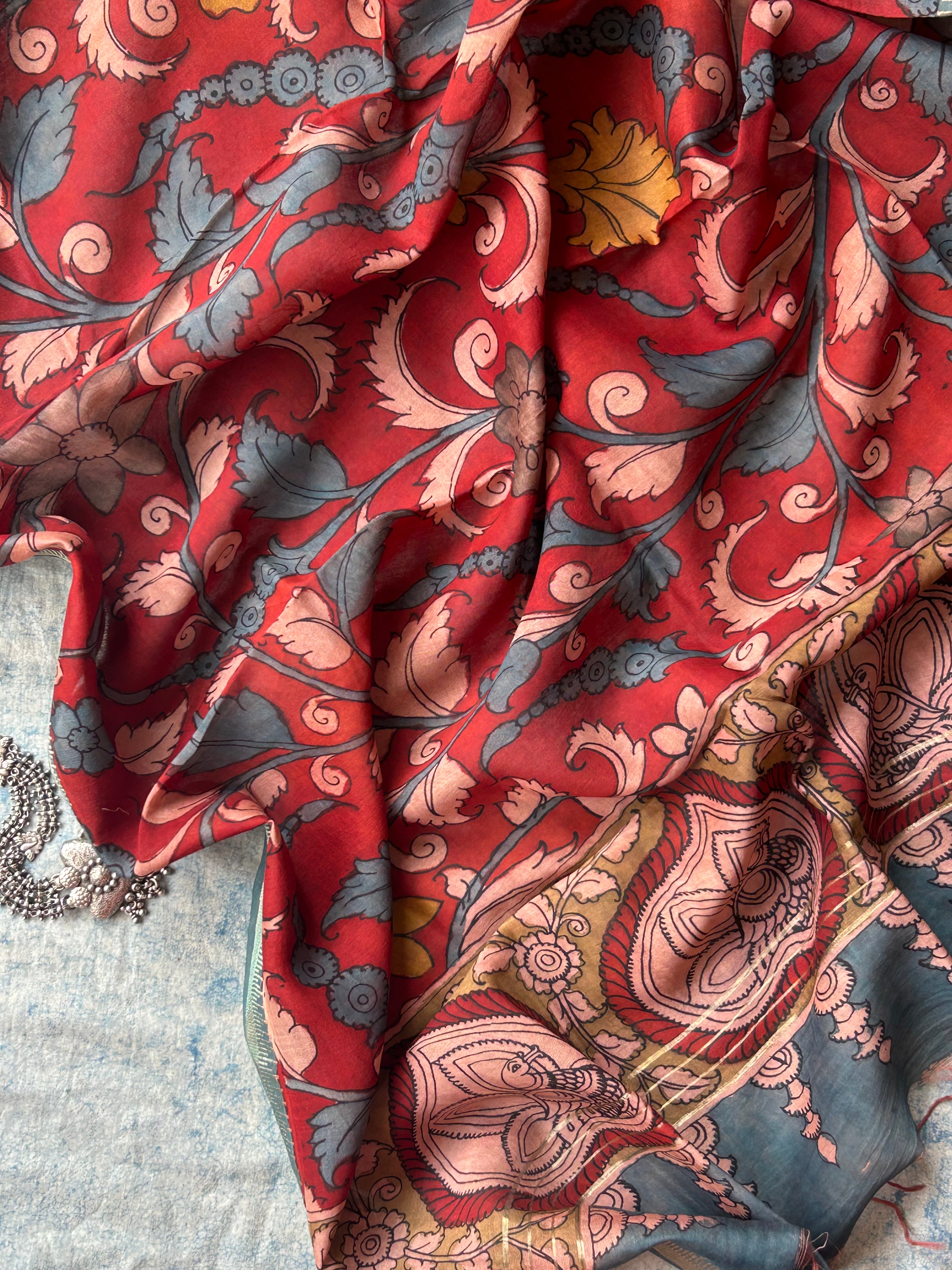 Swarnlata -Handwoven Hand-drawn Handpainted Pen Kalamkari Dupatta
