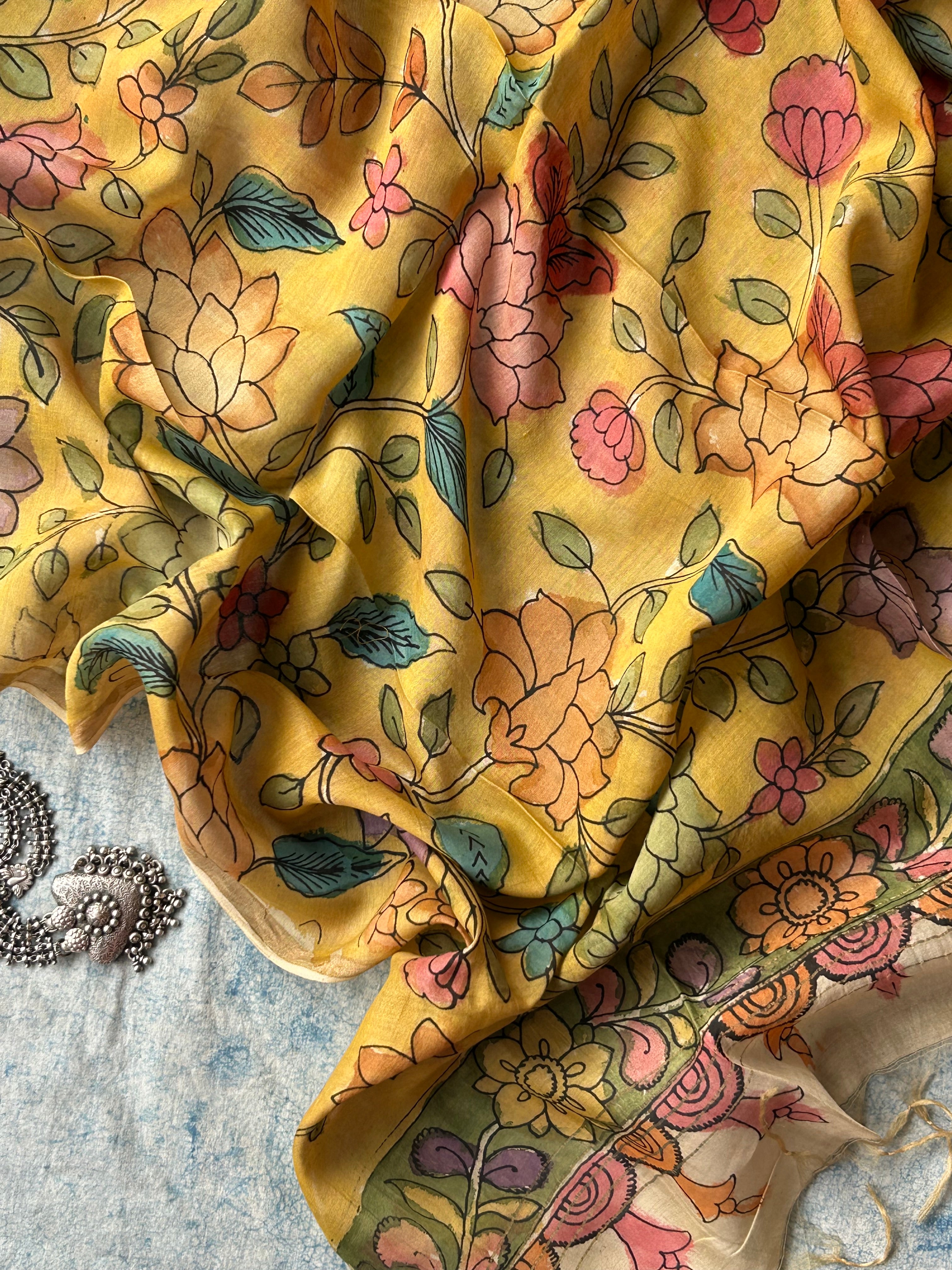 Vasantika -Handwoven Hand-drawn Handpainted Pen Kalamkari Dupatta