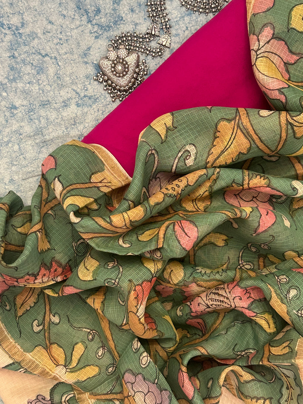 Handwoven Handcrafted Kalamkari Set