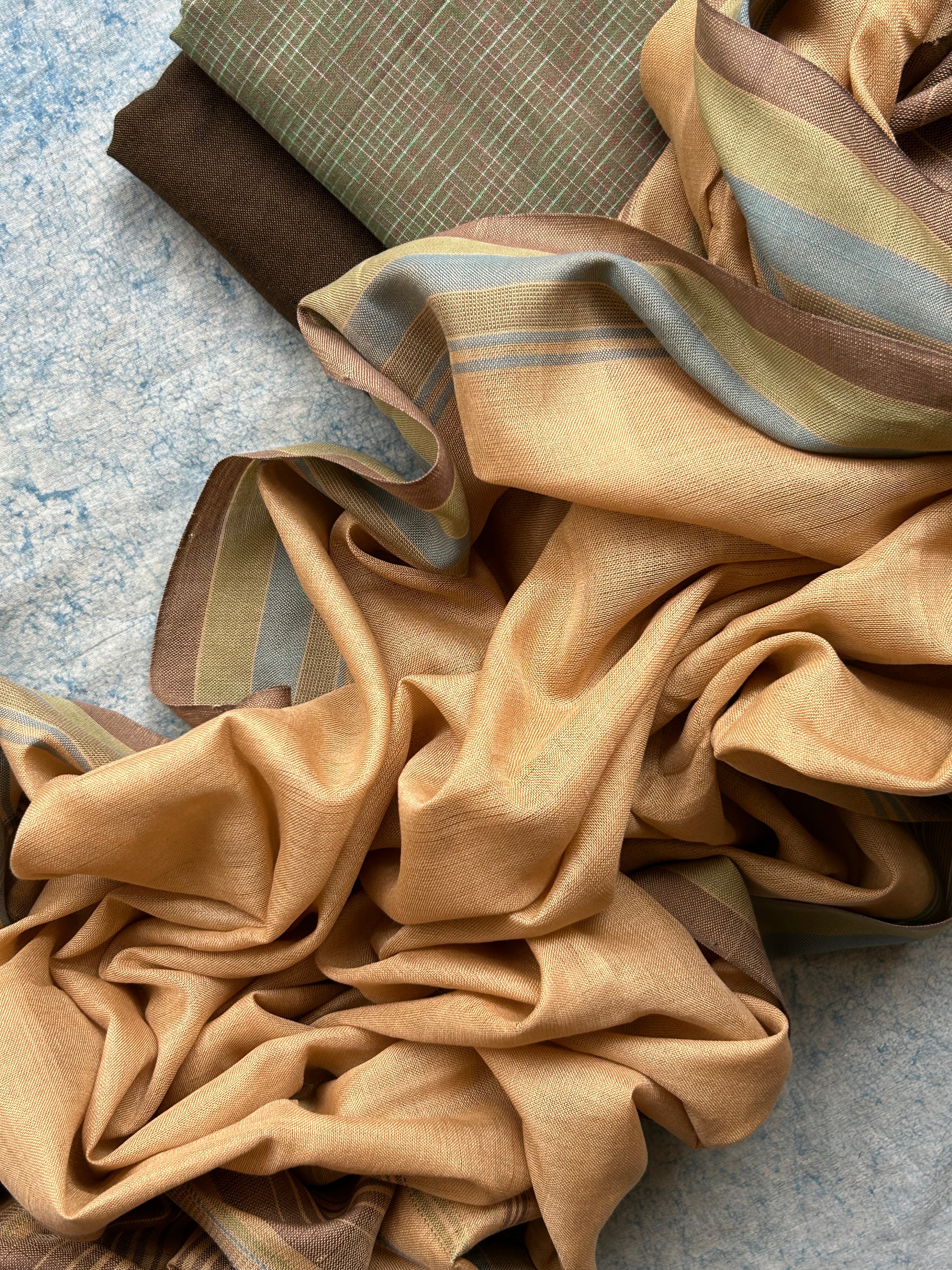 Vanya - Handwoven Ikath Cotton and Bhujodi Dupatta Set