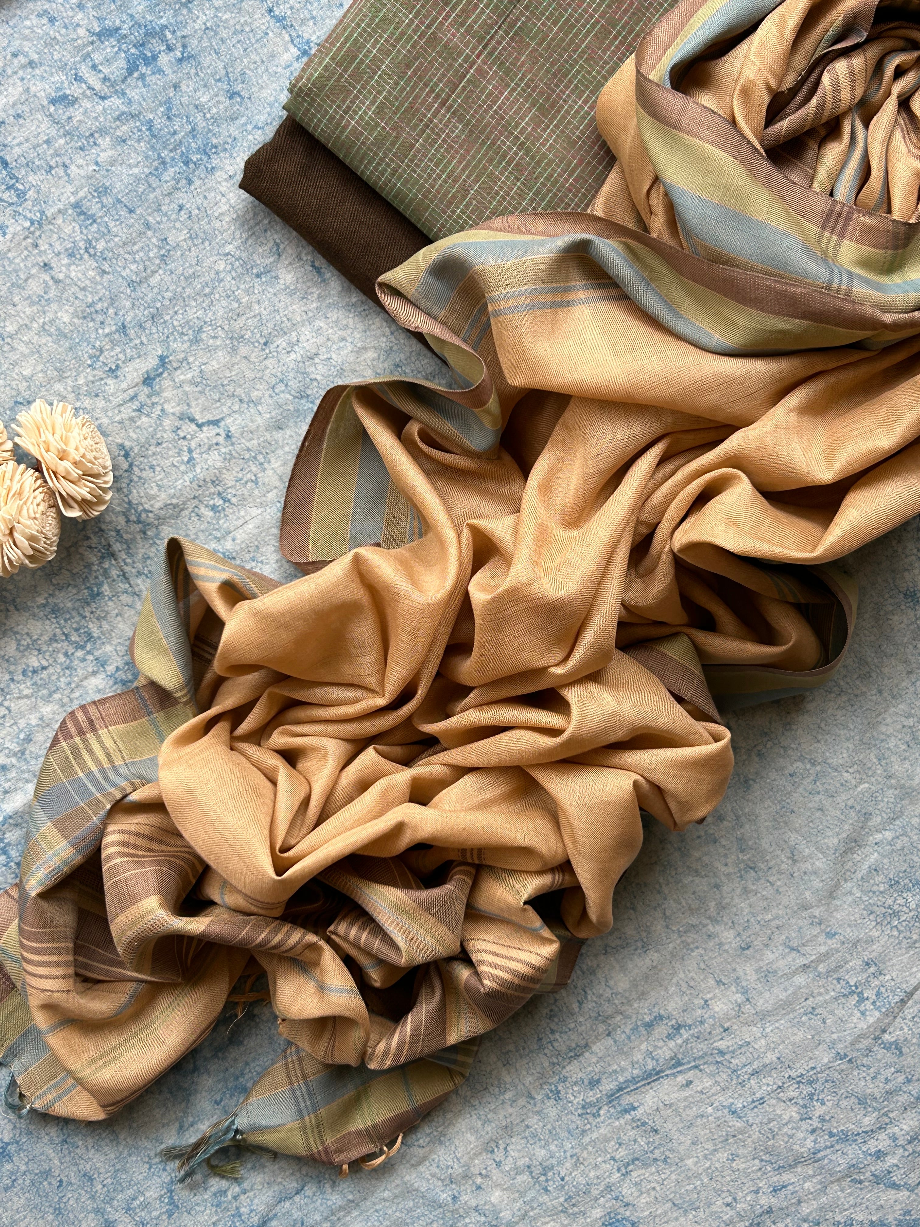 Vanya - Handwoven Ikath Cotton and Bhujodi Dupatta Set