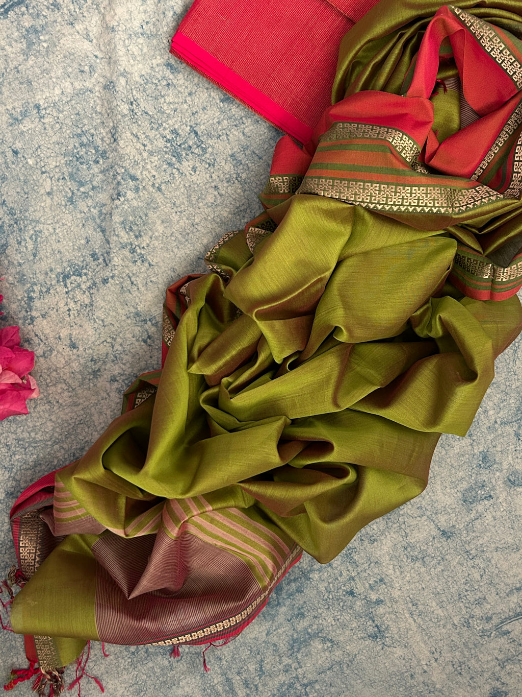 Handwoven Maheshwari Kurta Dupatta Set -Rose Pink & Moongia Green