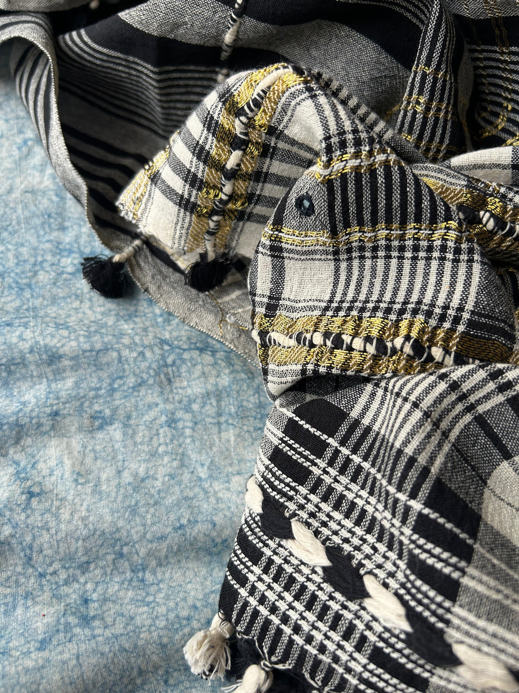 Malhaar - Handwoven Bhujodi Kala Cotton Set