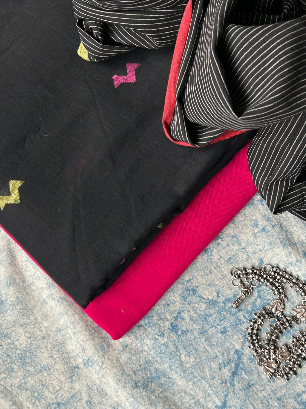 Nisha - Handwoven Bengal Jamdani Kurta Dupatta set