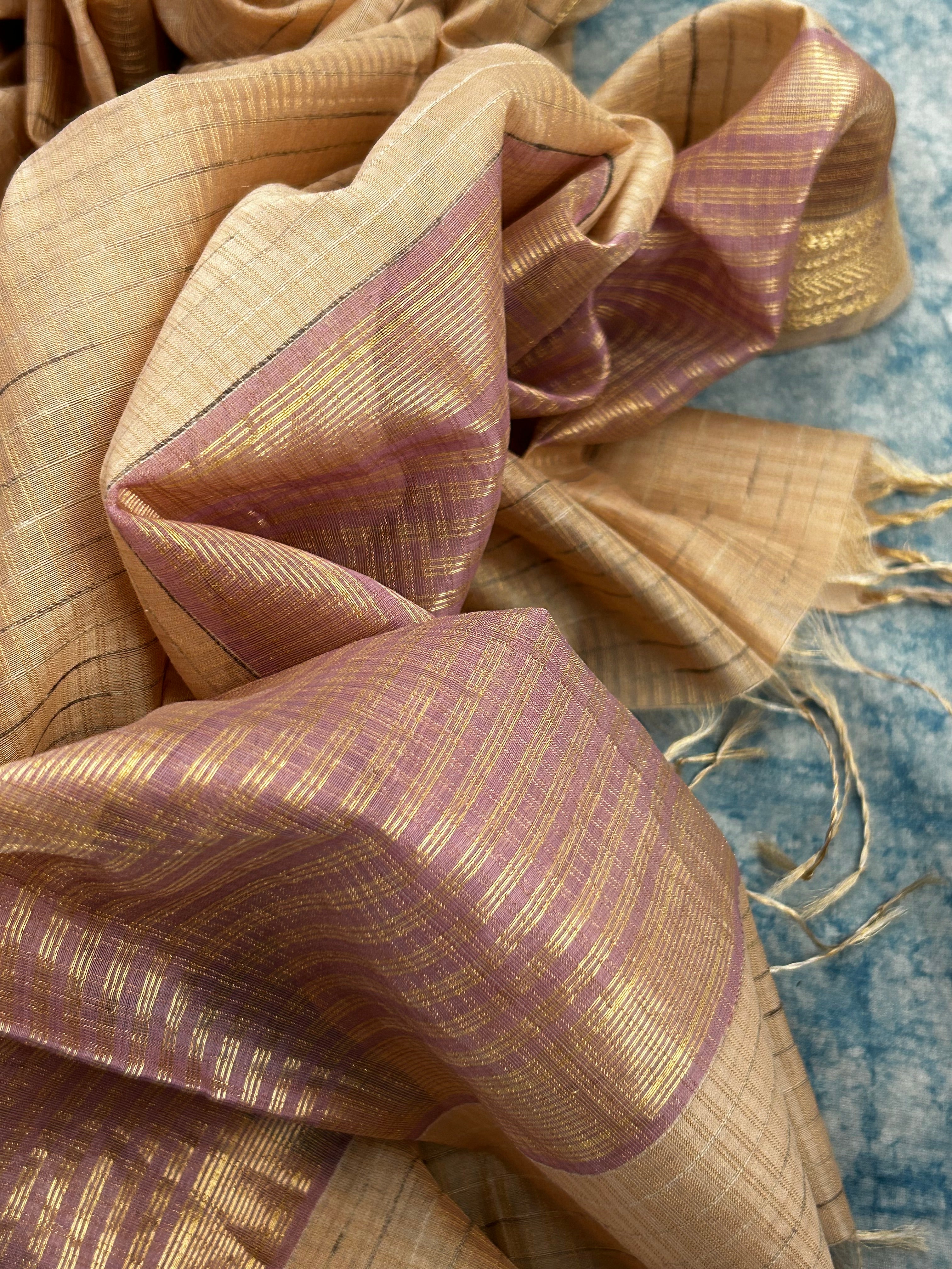 Handwoven Maheshwari tissue Kurta Dupatta Set