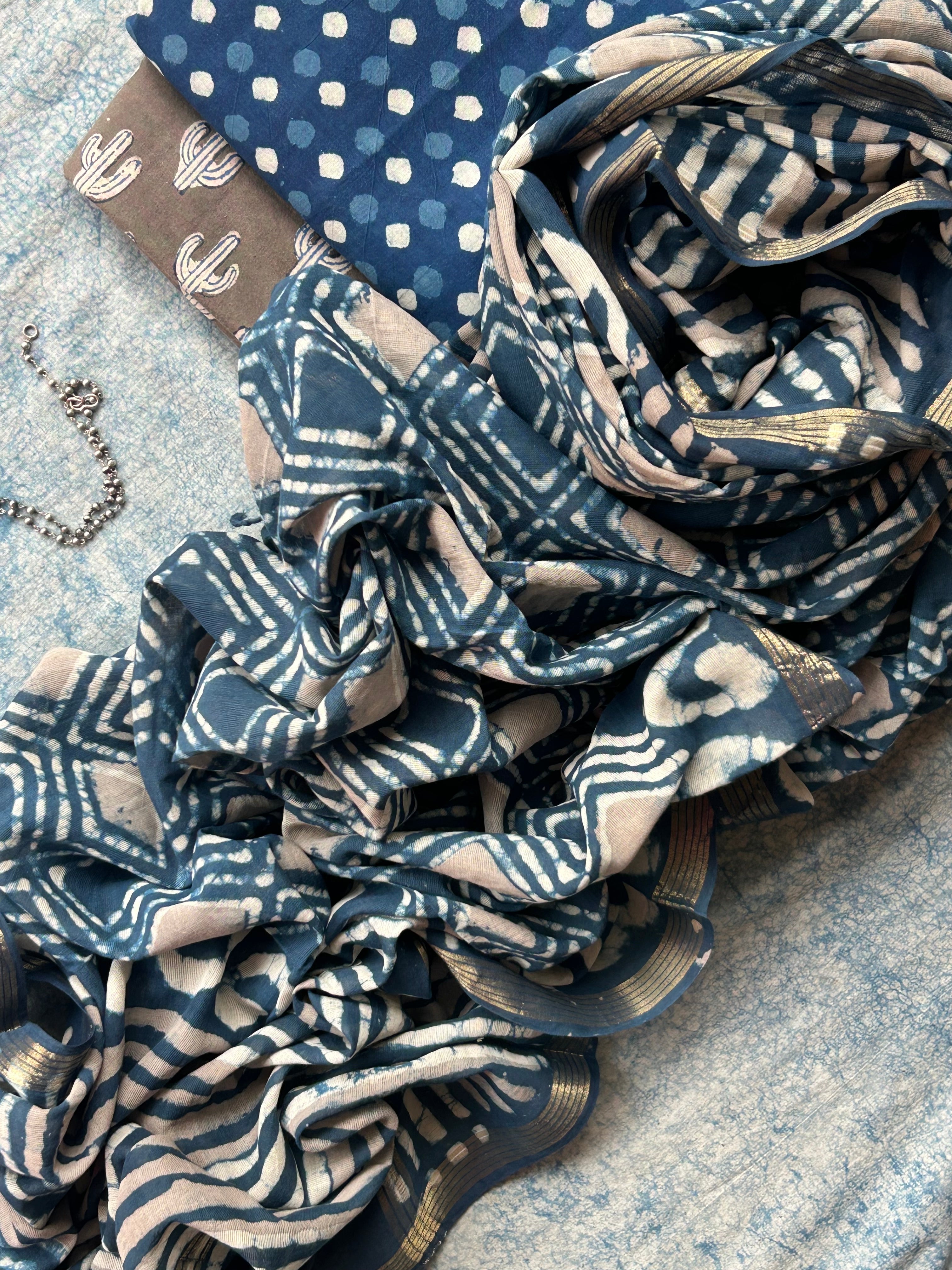 Neel-Tarang - Handcrafted Cotton Suit Set