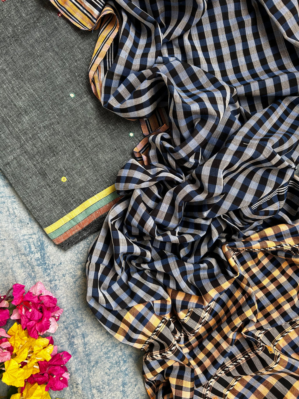 Handwoven Kala Cotton Bhujodi Kurta Dupatta Set